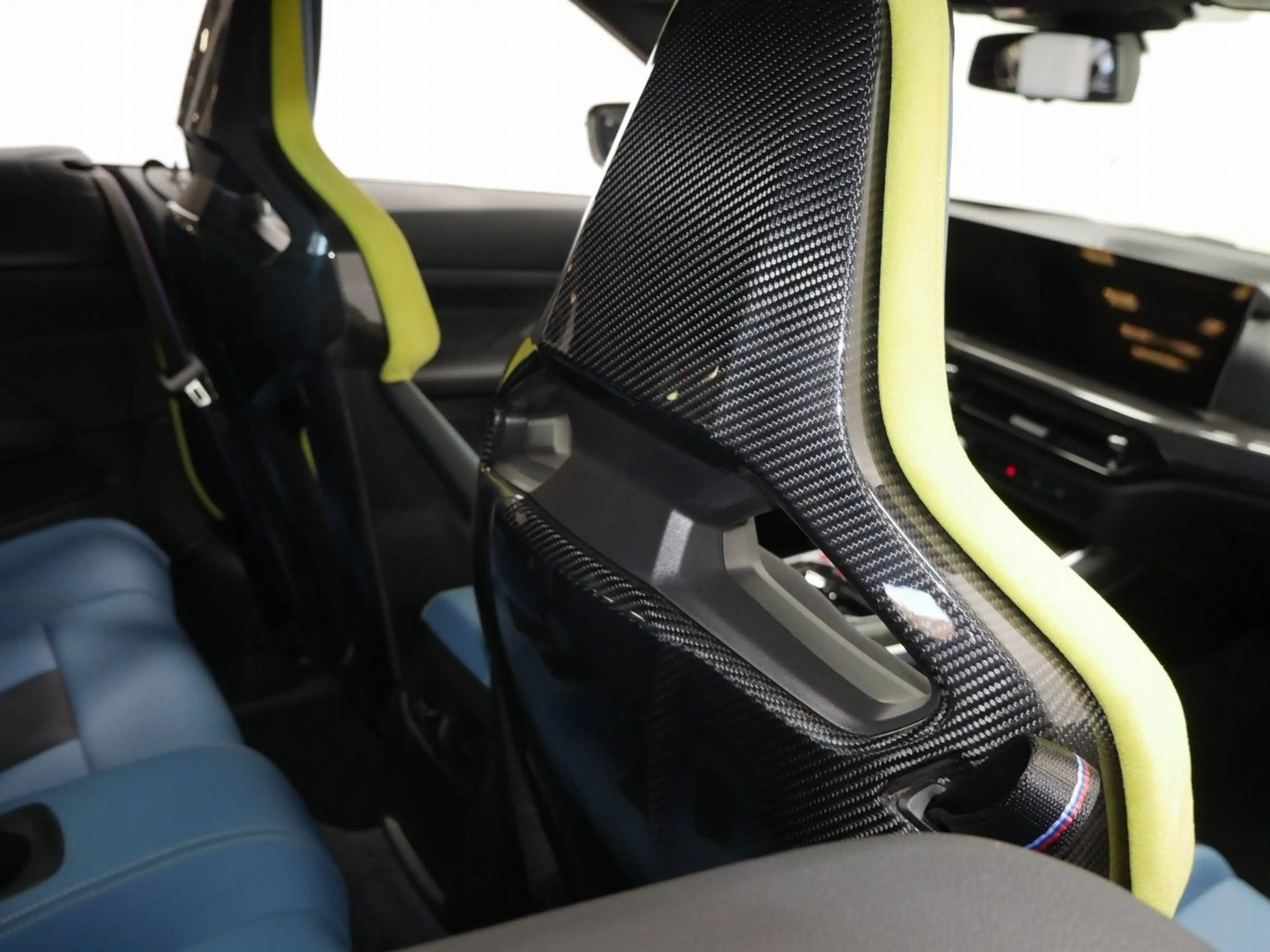 BMW M4 Competition || DrivingAssProf Carbonsitze — photo 5