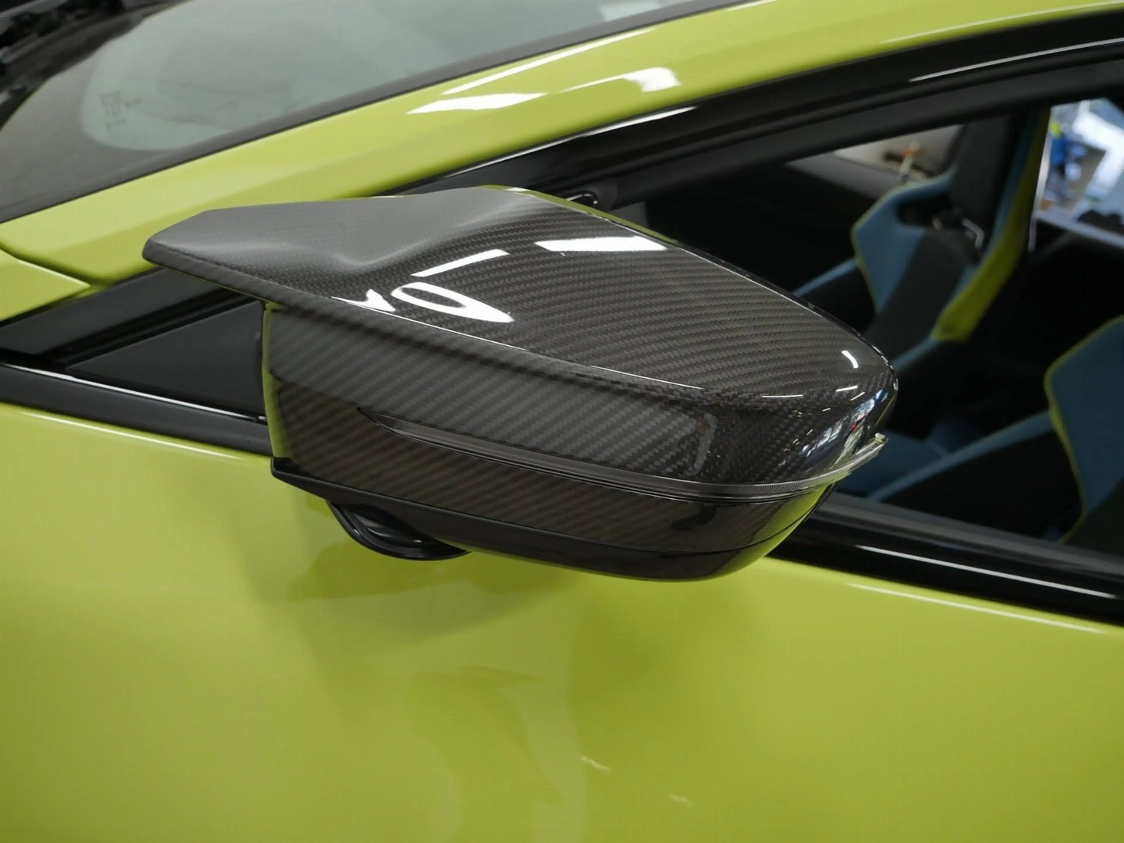 BMW M4 Competition || DrivingAssProf Carbonsitze — photo 15