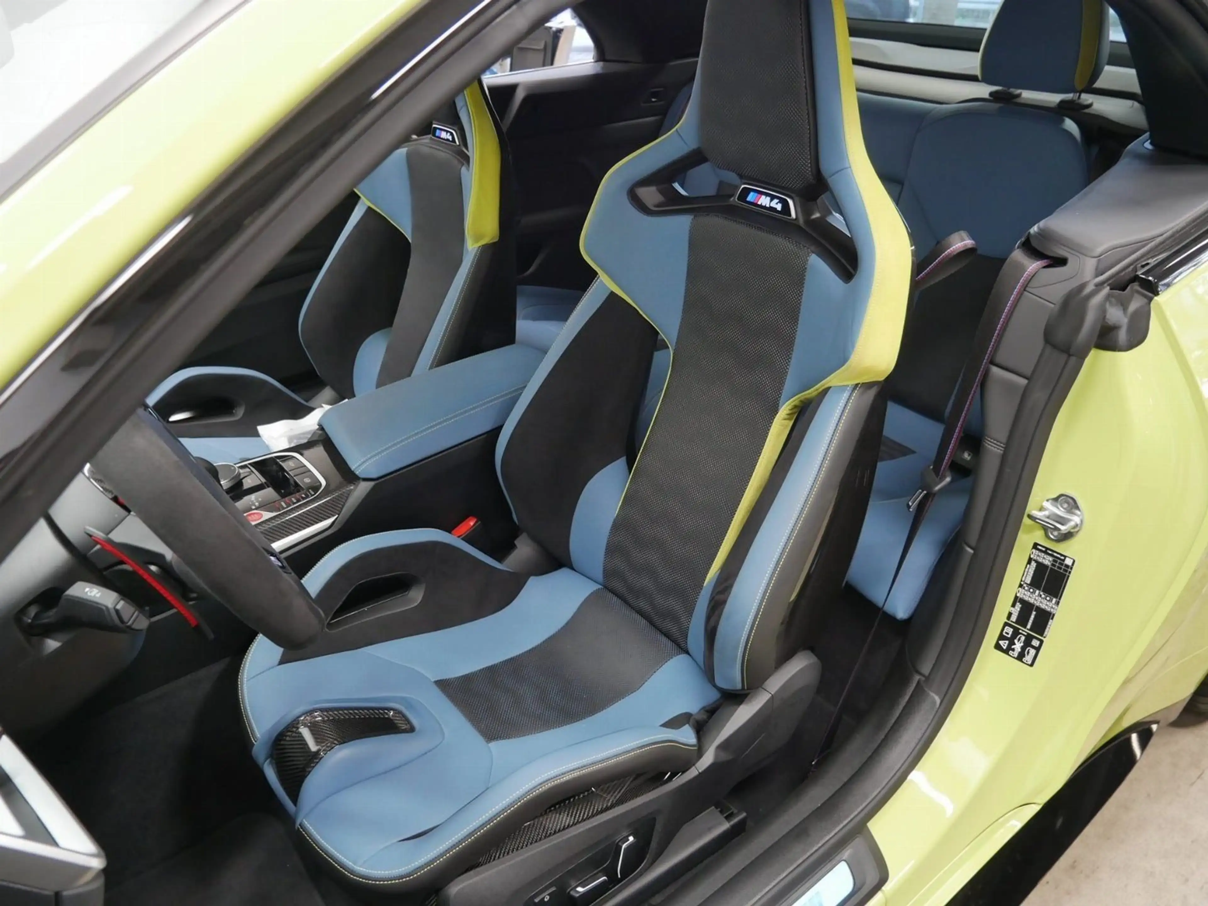BMW M4 Competition || DrivingAssProf Carbonsitze — photo 4