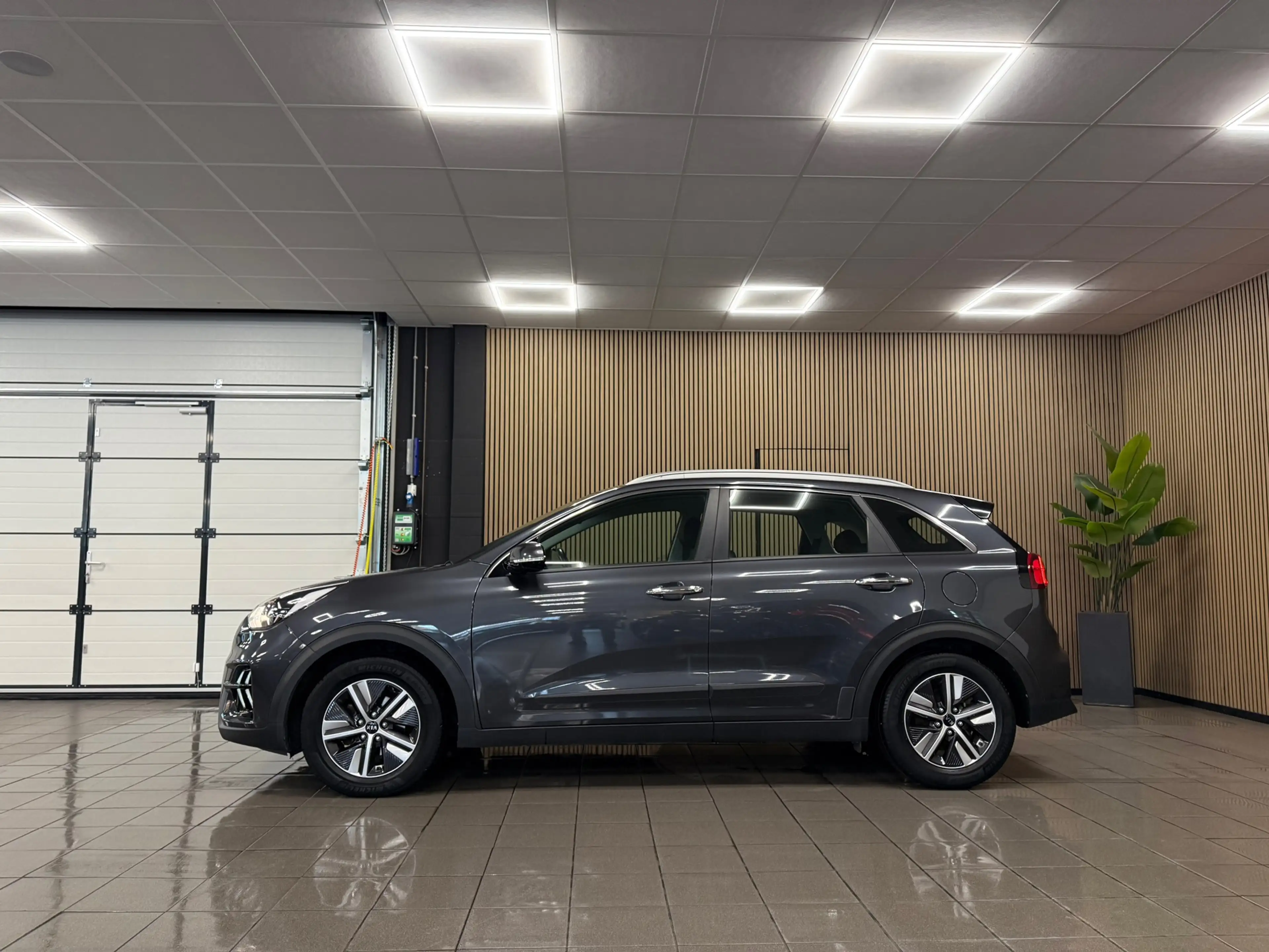 Kia Niro 1.6 GDi Hybrid DynamicLine * Trekhaak / Carplay / — photo 2