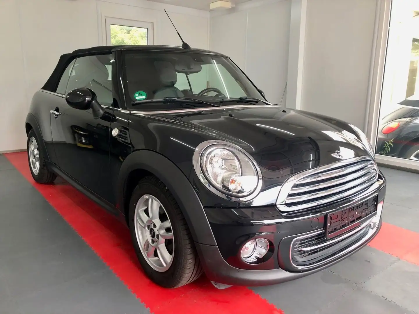 MINI One Cabrio CHROM PAKET Zwart - 2