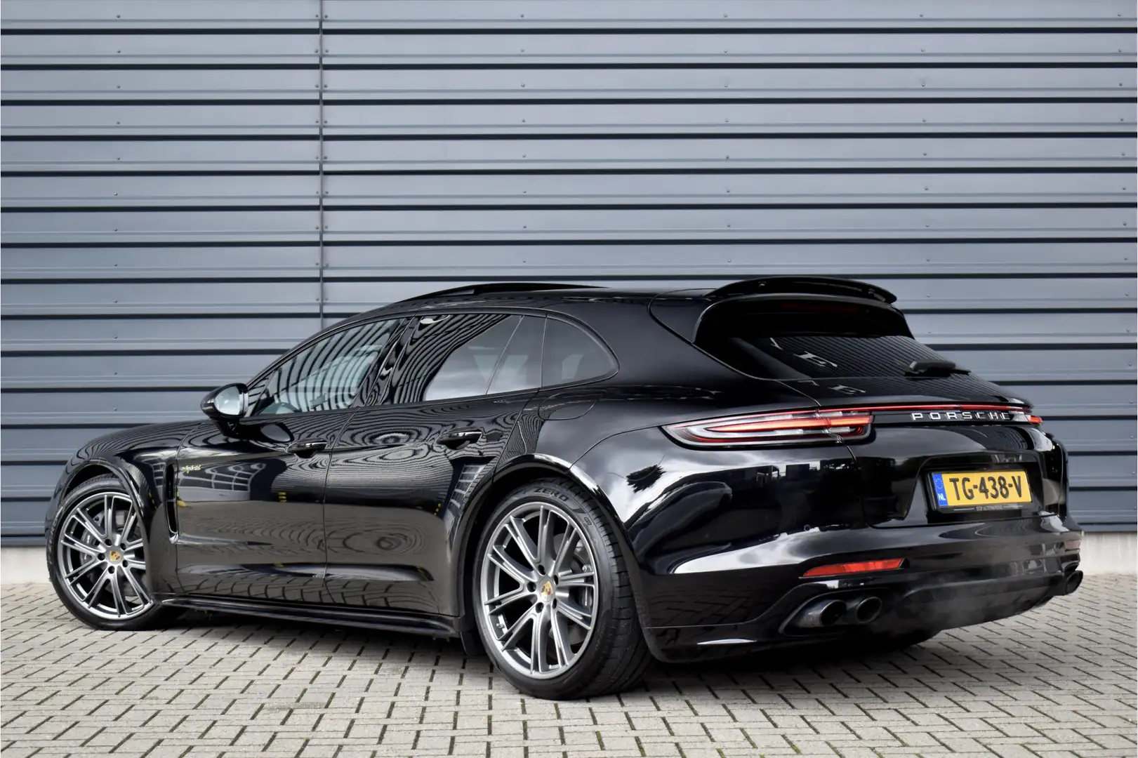 Porsche Panamera Sport Turismo 2.9 4 E-Hybrid 462pk SportDesign | P Zwart - 2