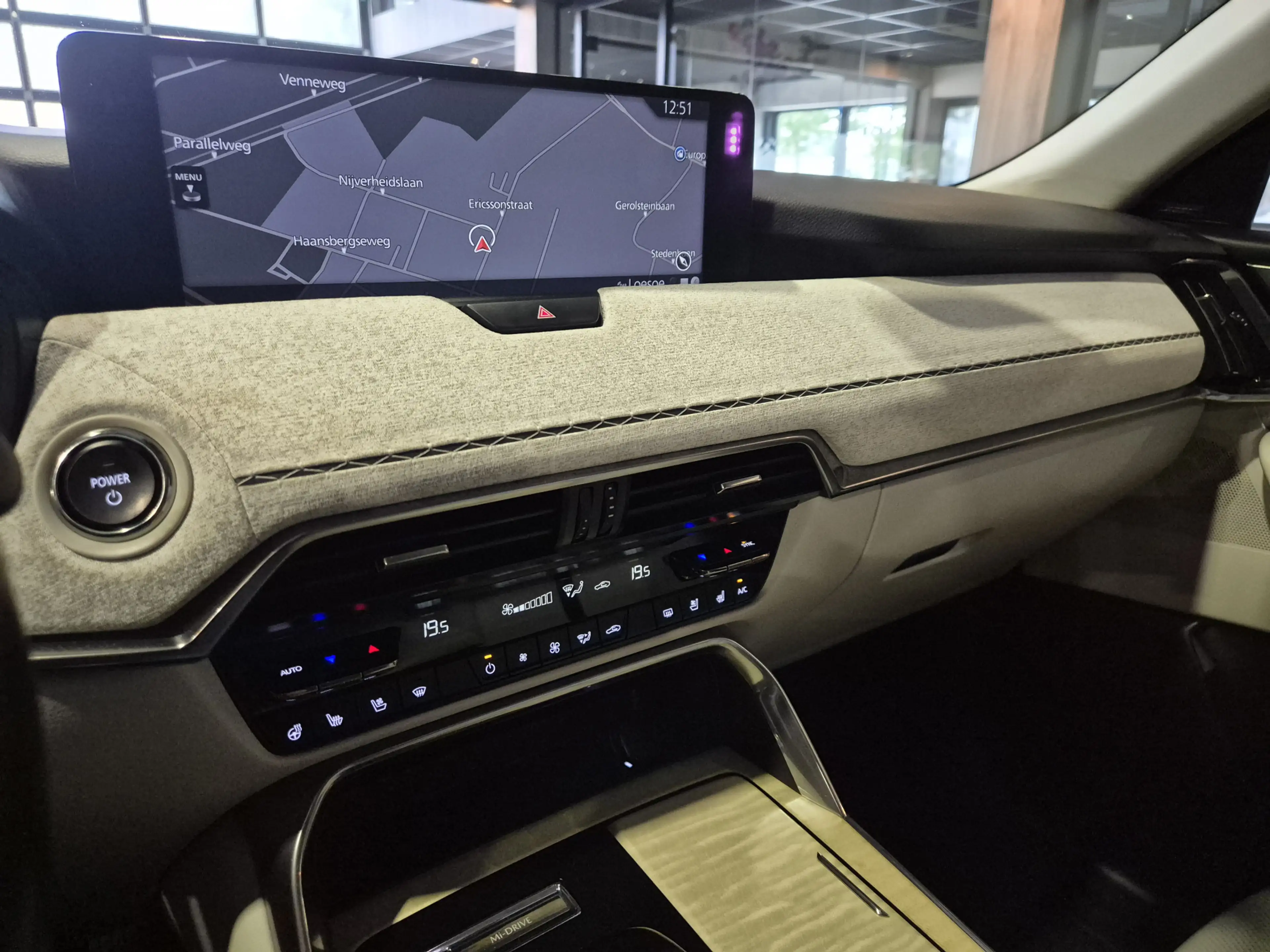 Mazda CX-60 2.5 e-SkyActiv PHEV Takumi Bose | HUD | el Trekhaa — photo 8