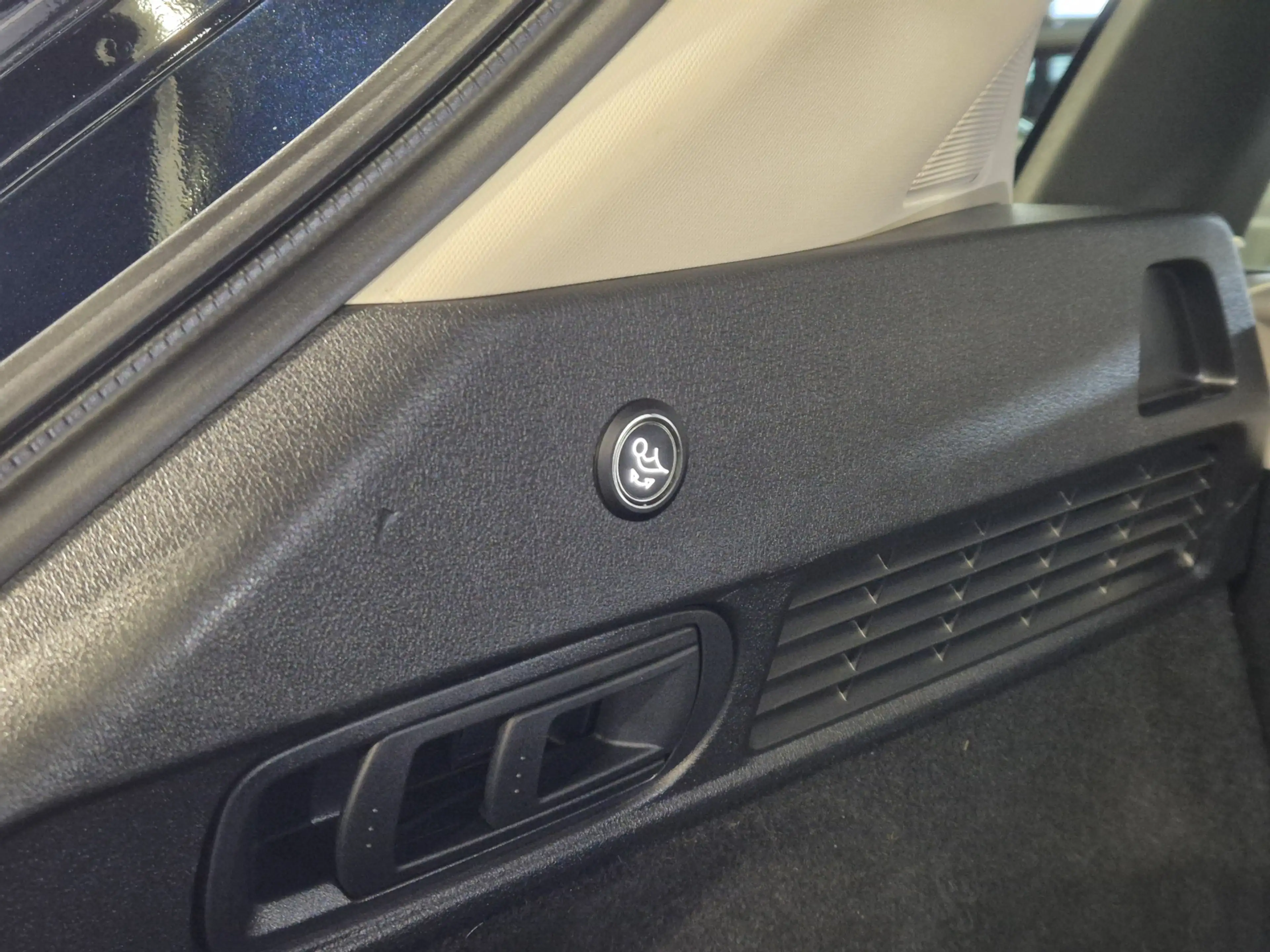 Mazda CX-60 2.5 e-SkyActiv PHEV Takumi Bose | HUD | el Trekhaa — photo 17