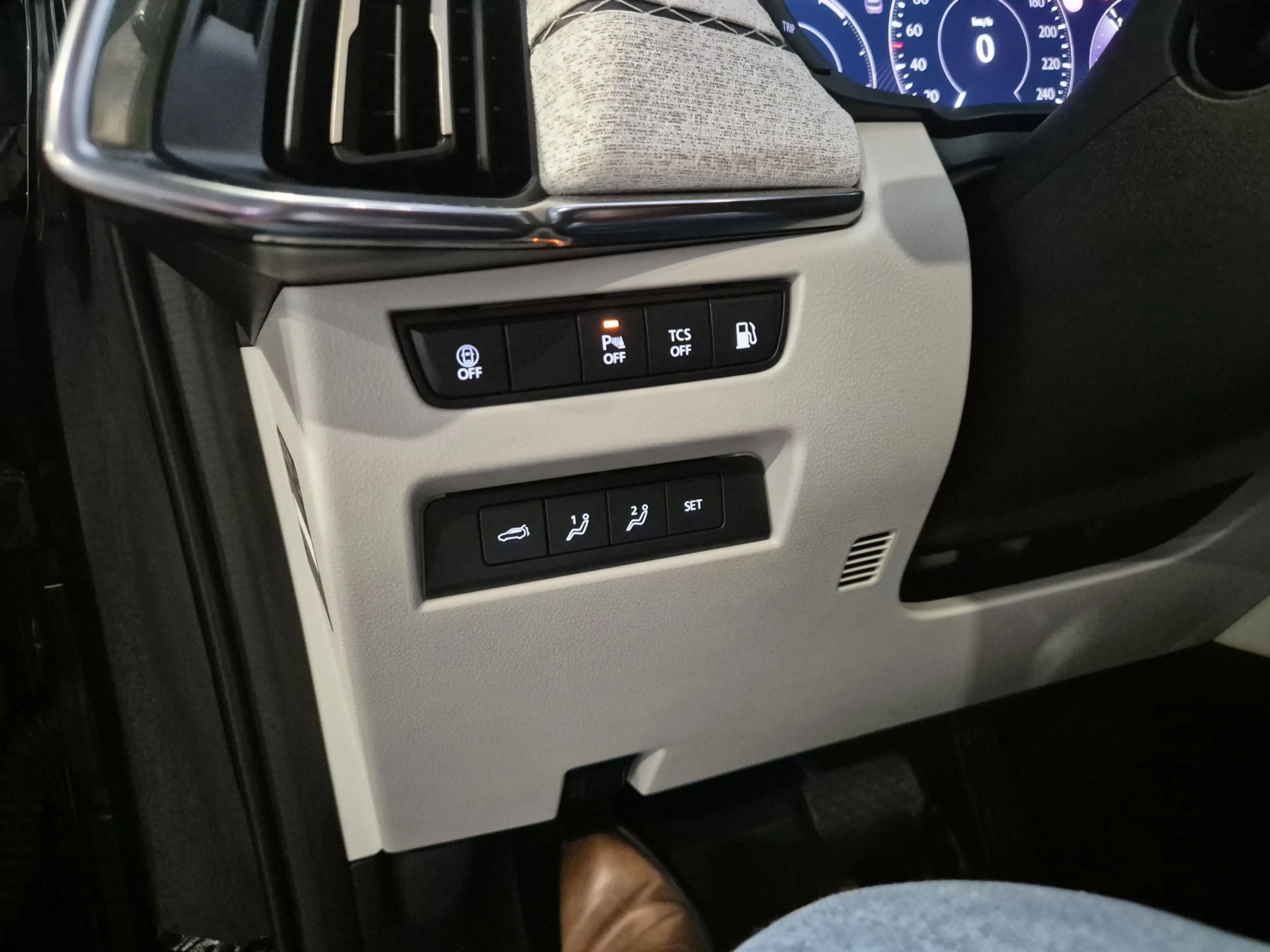 Mazda CX-60 2.5 e-SkyActiv PHEV Takumi Bose | HUD | el Trekhaa — photo 32