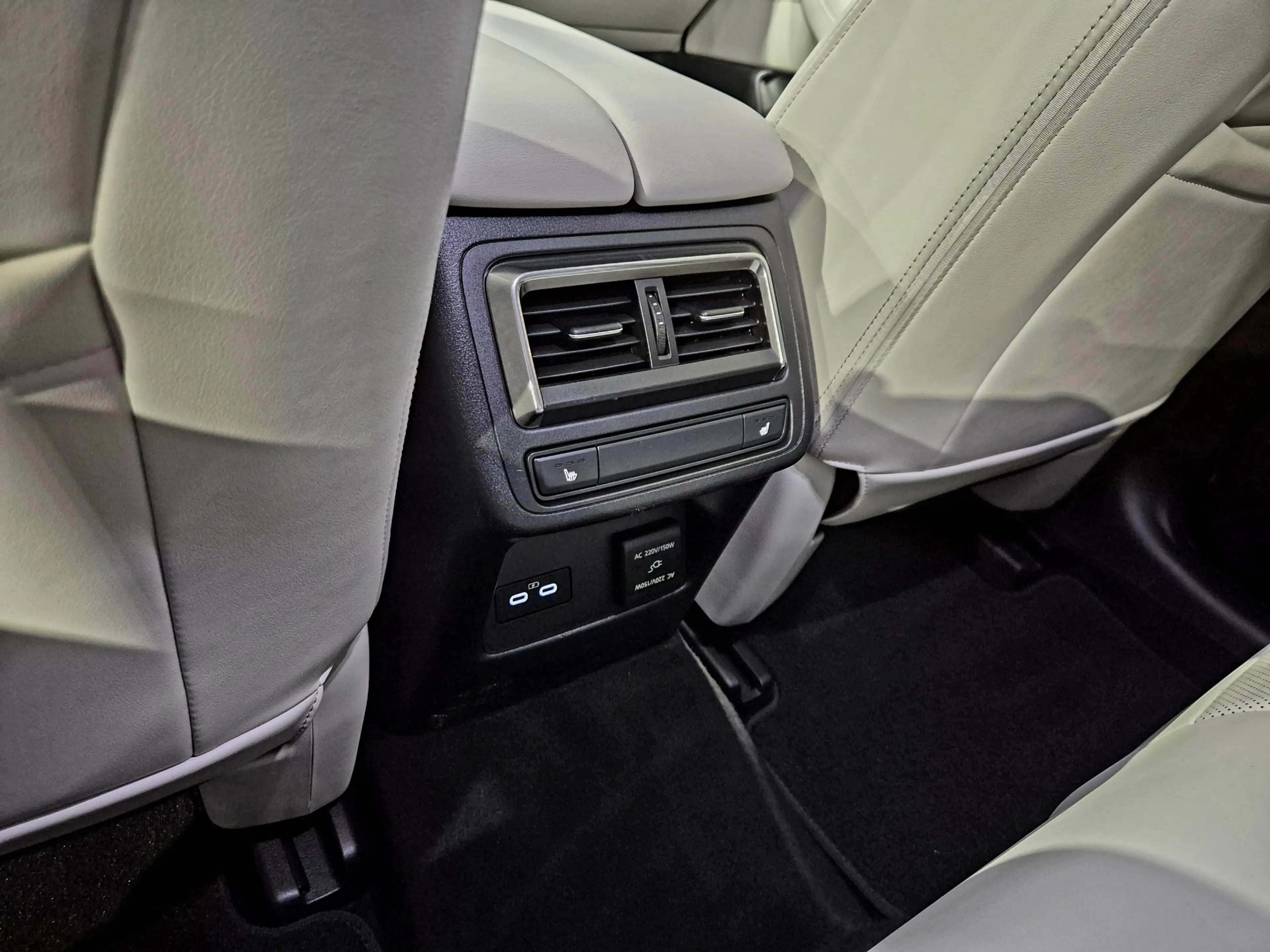 Mazda CX-60 2.5 e-SkyActiv PHEV Takumi Bose | HUD | el Trekhaa — photo 25