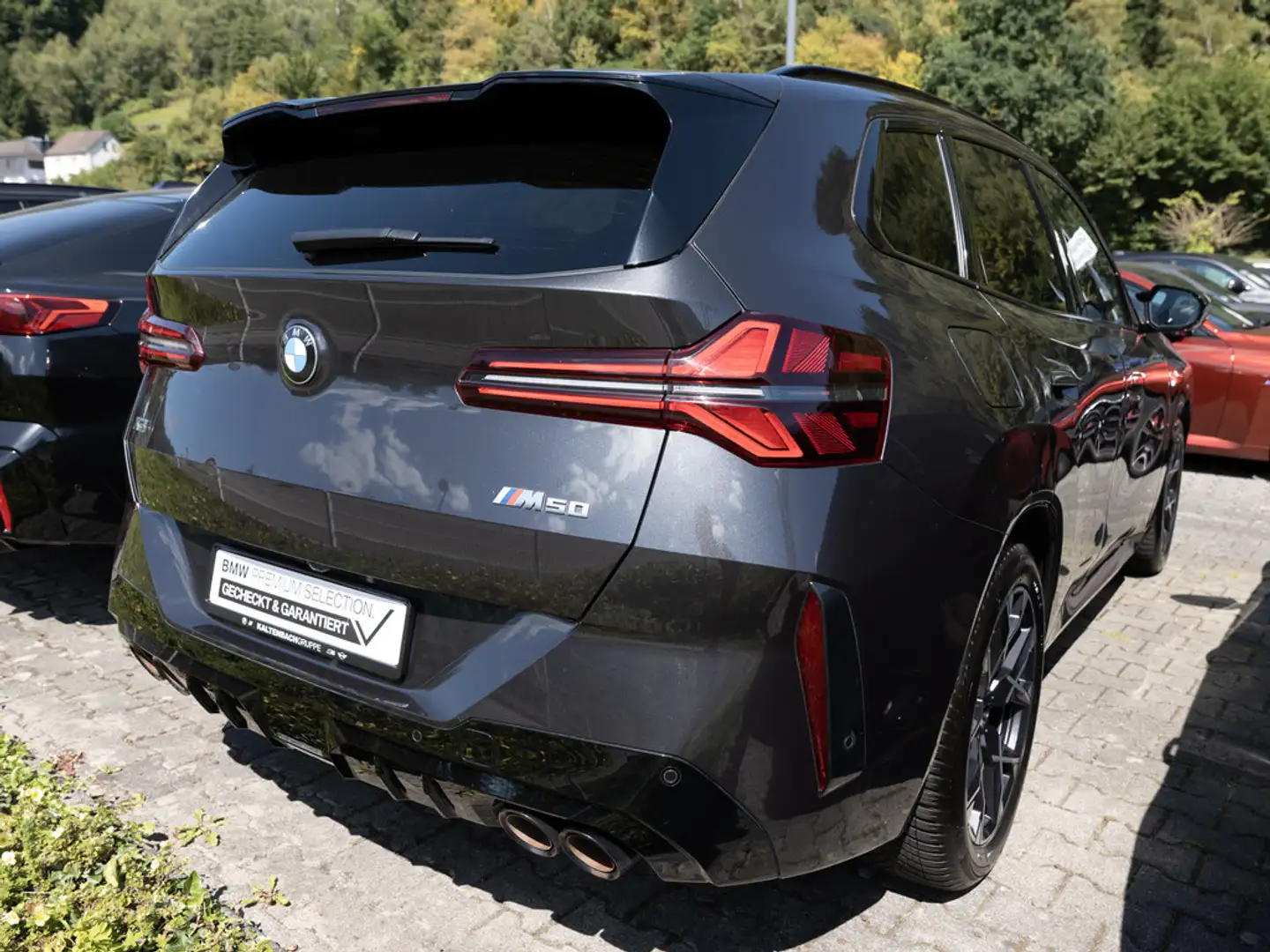 BMW X3 M 50i AHK STANDHZ PANO 360° LED HUD NAVI Grau - 2