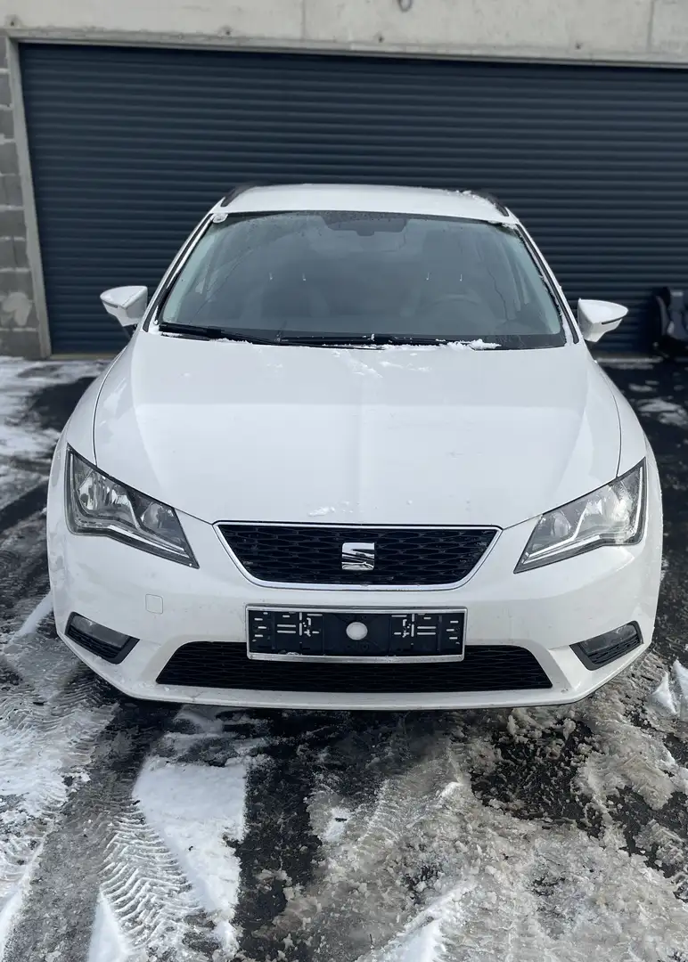 SEAT Leon Leon ST Style 1,6 TDI CR Start-Stop Style Weiß - 1