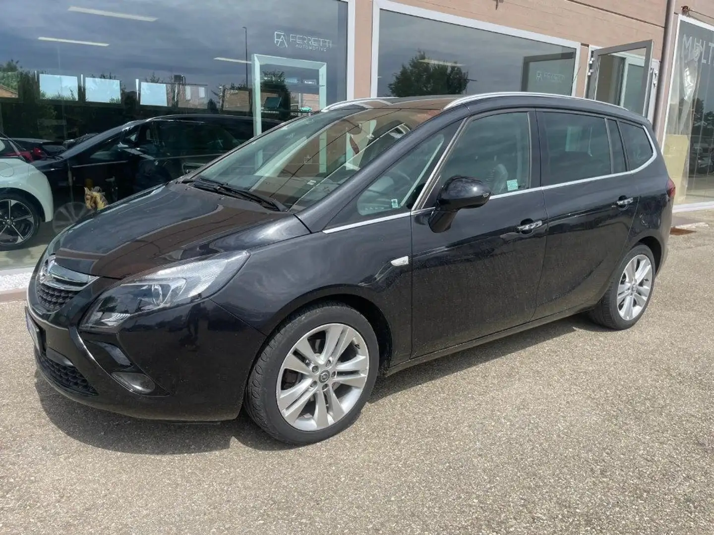 Opel Zafira Tourer 2.0 CDTi 130CV Cosmo Noir - 2
