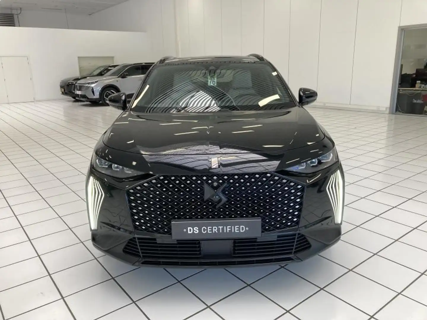 DS Automobiles DS 7 Crossback *** La premiere 360 cv *** Schwarz - 2