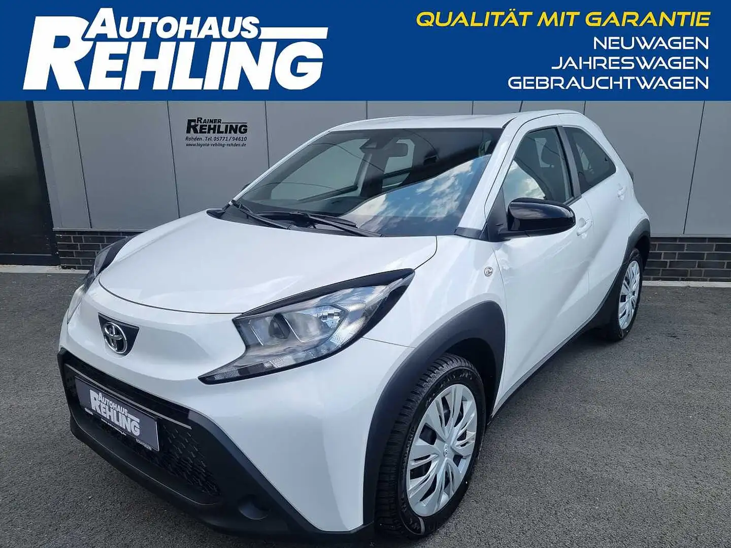 Toyota Aygo X Business Edition Weiß - 1