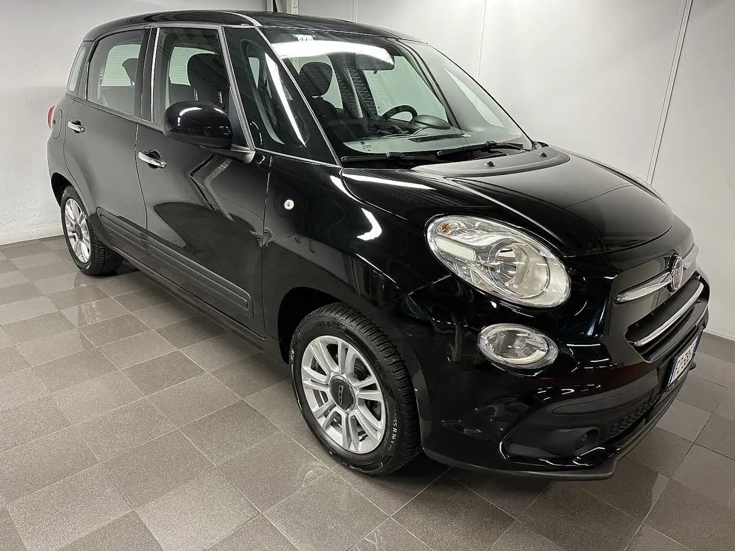 Fiat 500L 1.3 Multijet 95 CV Urban Nero - 2
