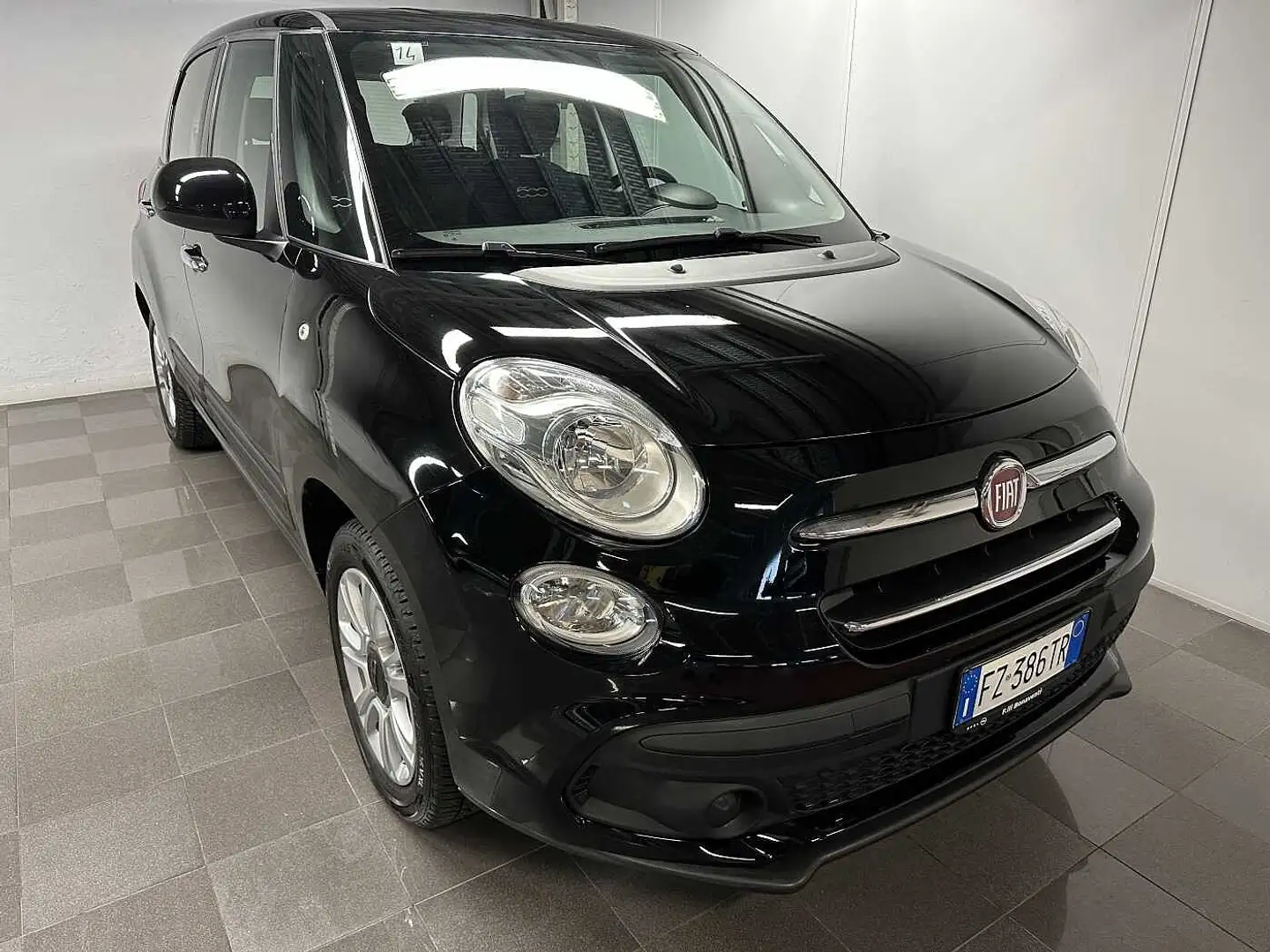 Fiat 500L 1.3 Multijet 95 CV Urban Nero - 1