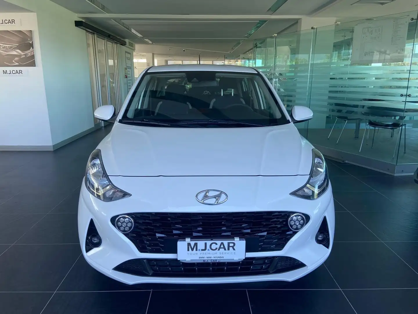 Hyundai i10 1.0 mpi Tech Connect Pack at Bianco - 2