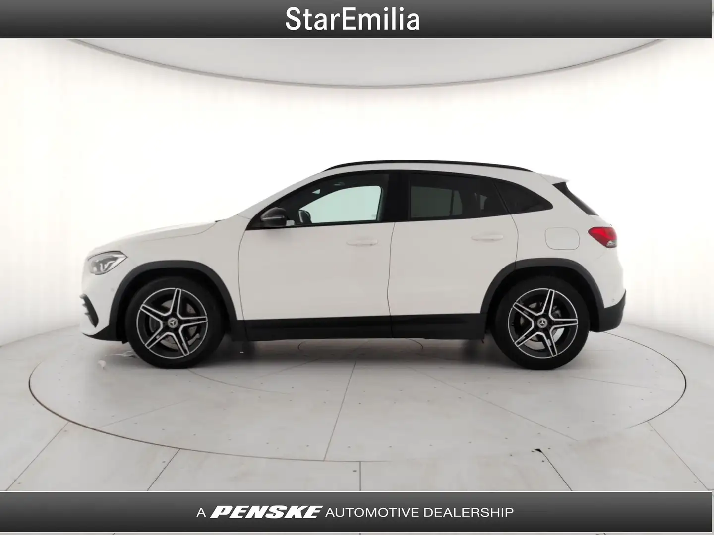 Mercedes-Benz GLA 200 GLA 200 d Automatic 4Matic Premium Bianco - 2