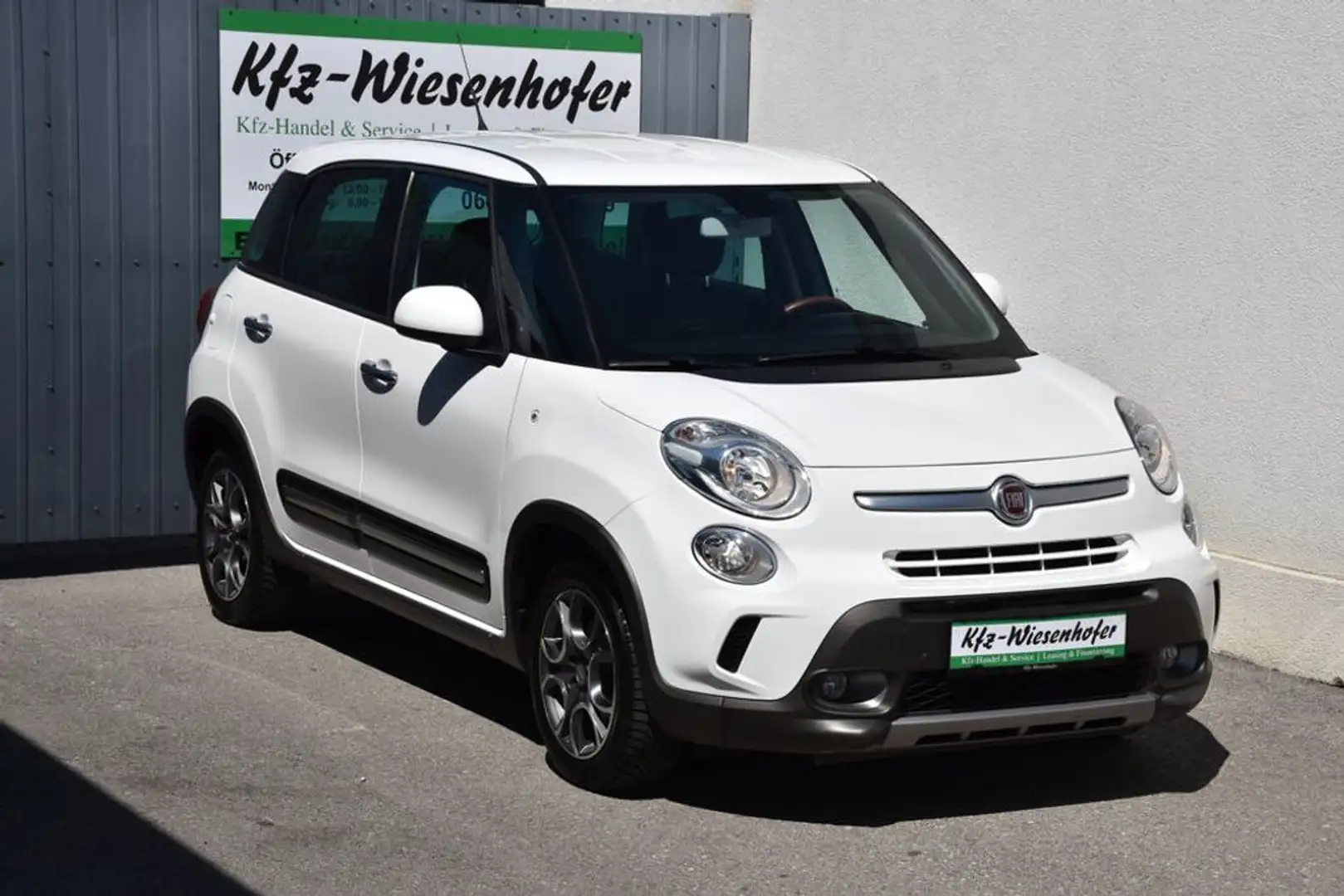 Fiat 500 500L Trekking / Pickerl + Service + Bremse NEU / Weiß - 1