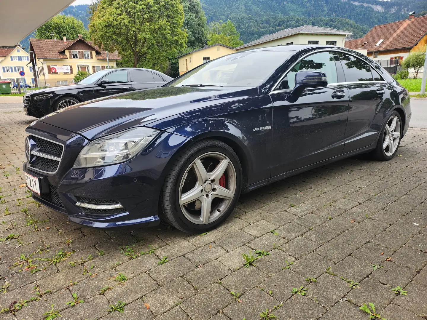 Mercedes-Benz CLS 500 CLS 500 BlueEfficiency 4MATIC Aut. Blau - 2