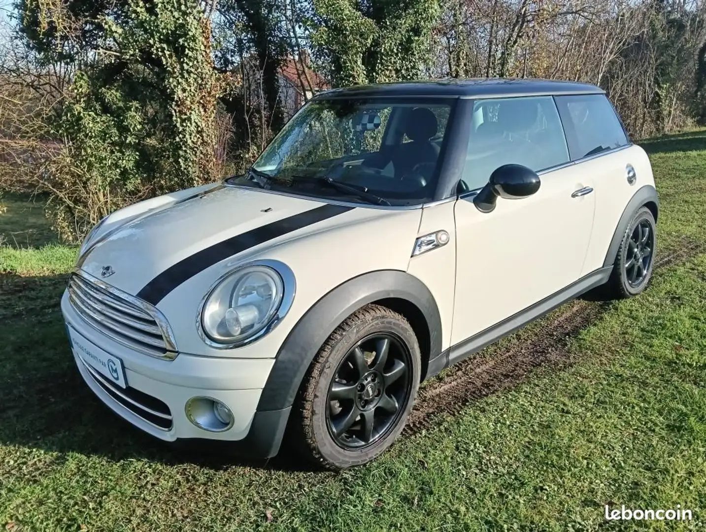 MINI One Cooper D 110cv Révisé & Garantie 12 mois Beige - 1