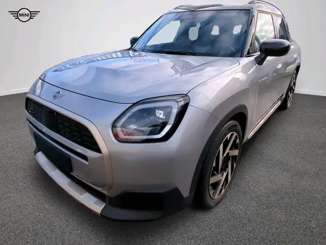 MINI Countryman E Favoured Trim