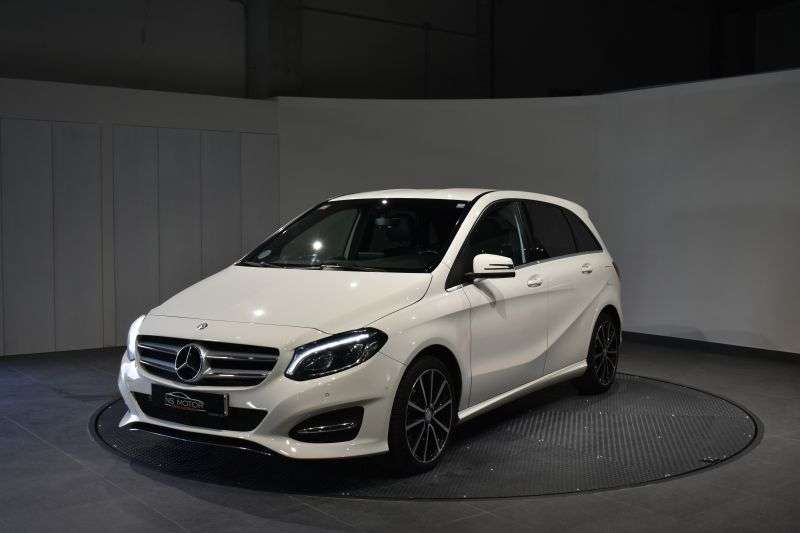 Mercedes-Benz B 200 200d 7G-DCT - foto 1