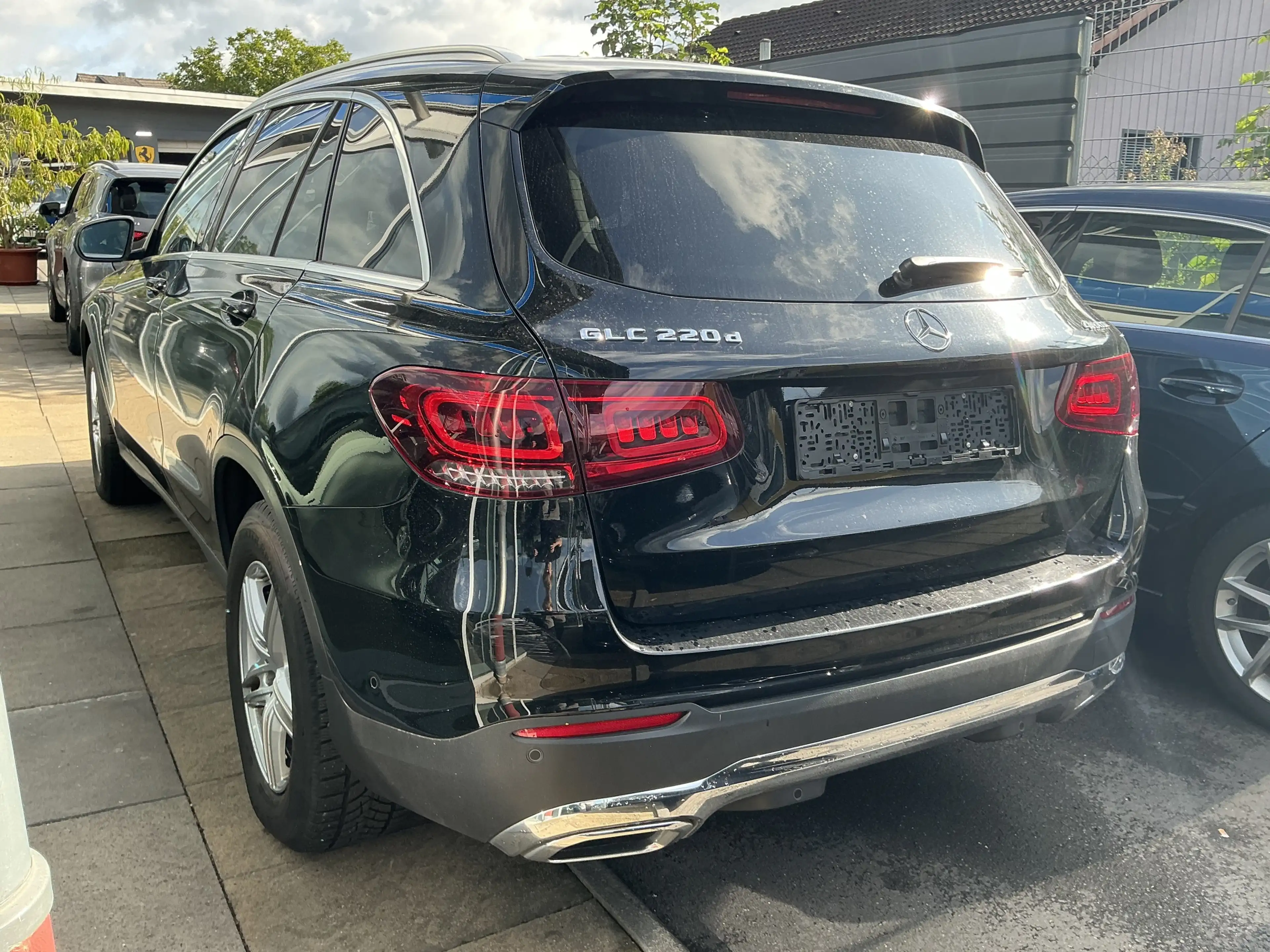 Mercedes-Benz GLC 220 d 4Matic Leder Memory R.Cam AHK ACC SHZ — photo 2