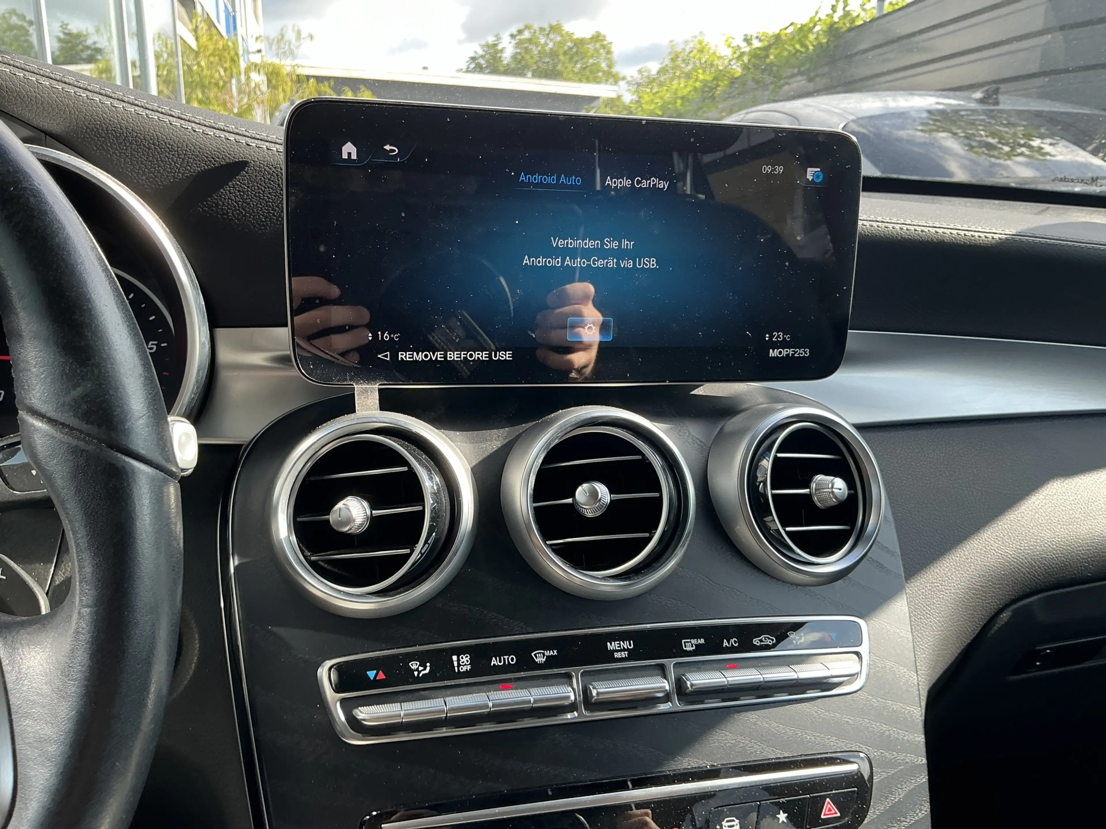 Mercedes-Benz GLC 220 d 4Matic Leder Memory R.Cam AHK ACC SHZ — photo 11