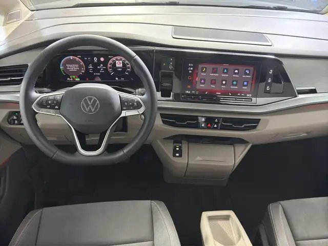 Volkswagen Multivan view 7