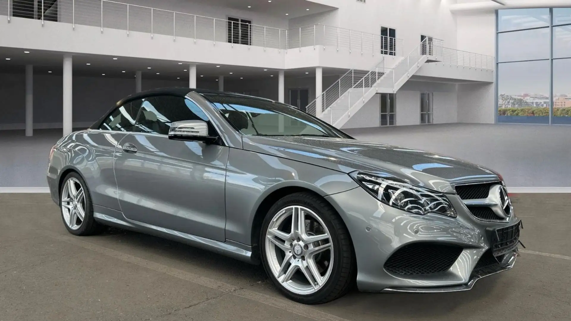 Mercedes-Benz E 220 E220d AMG LINE Cabrio 7G-TR-COMAND-LEDER-R.CAM- Silber - 2