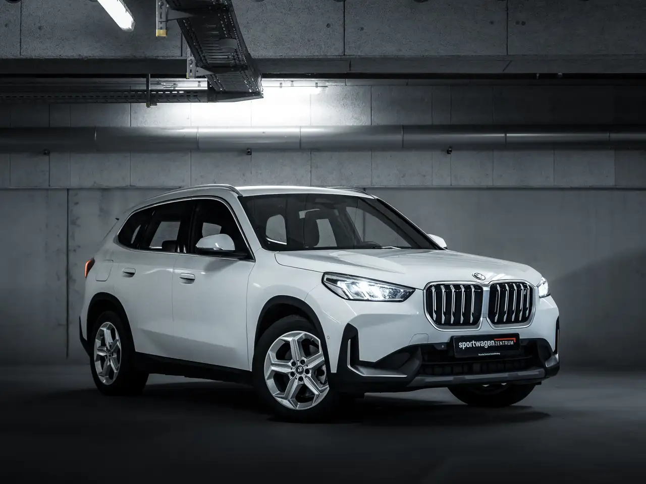 BMW iX1