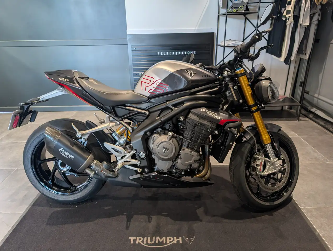 Triumph Speed Triple 1200