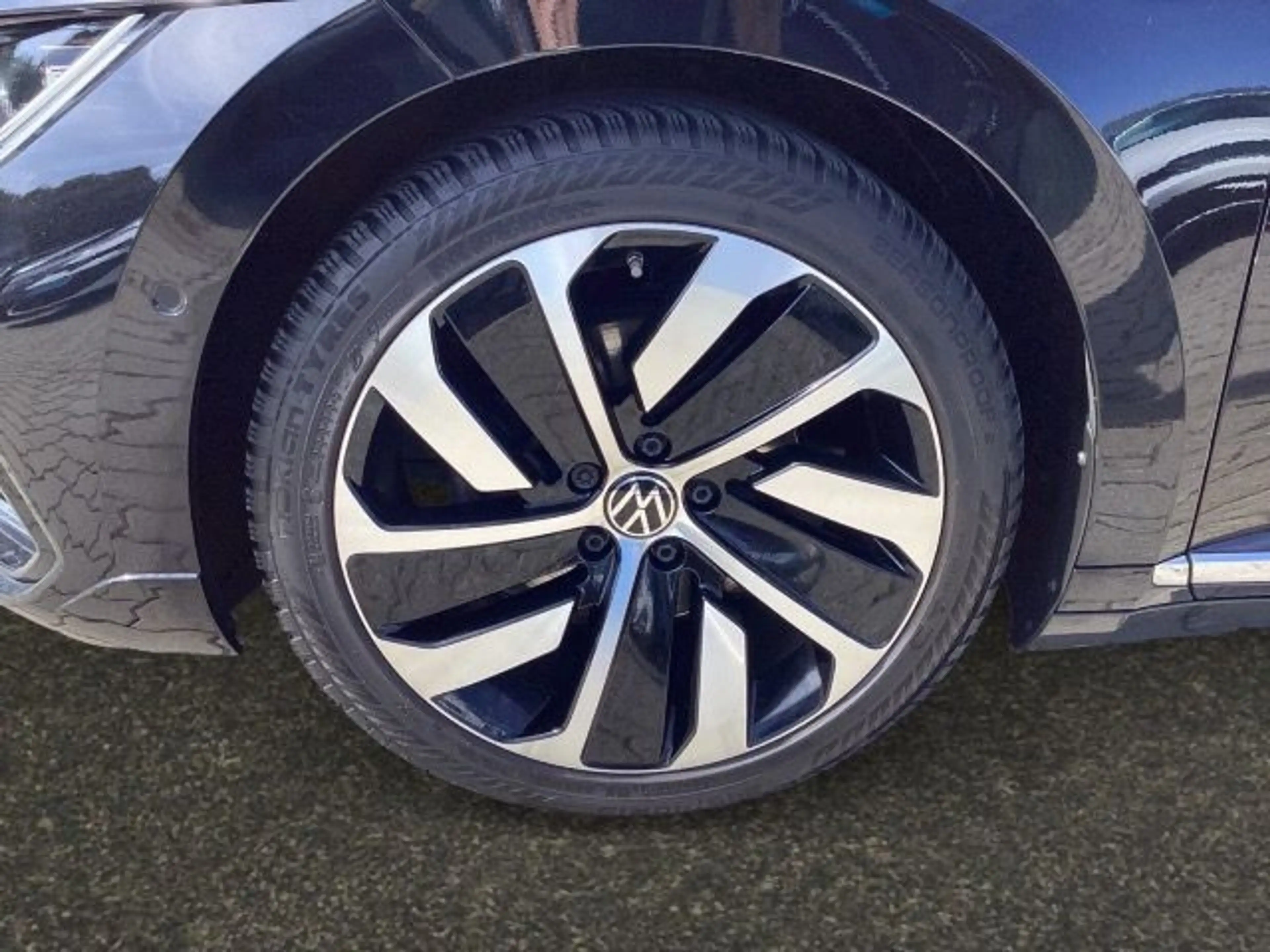 Volkswagen Arteon 2.0 TDI DSG R-Line Navi,AHK,Matrix,Standh — photo 14