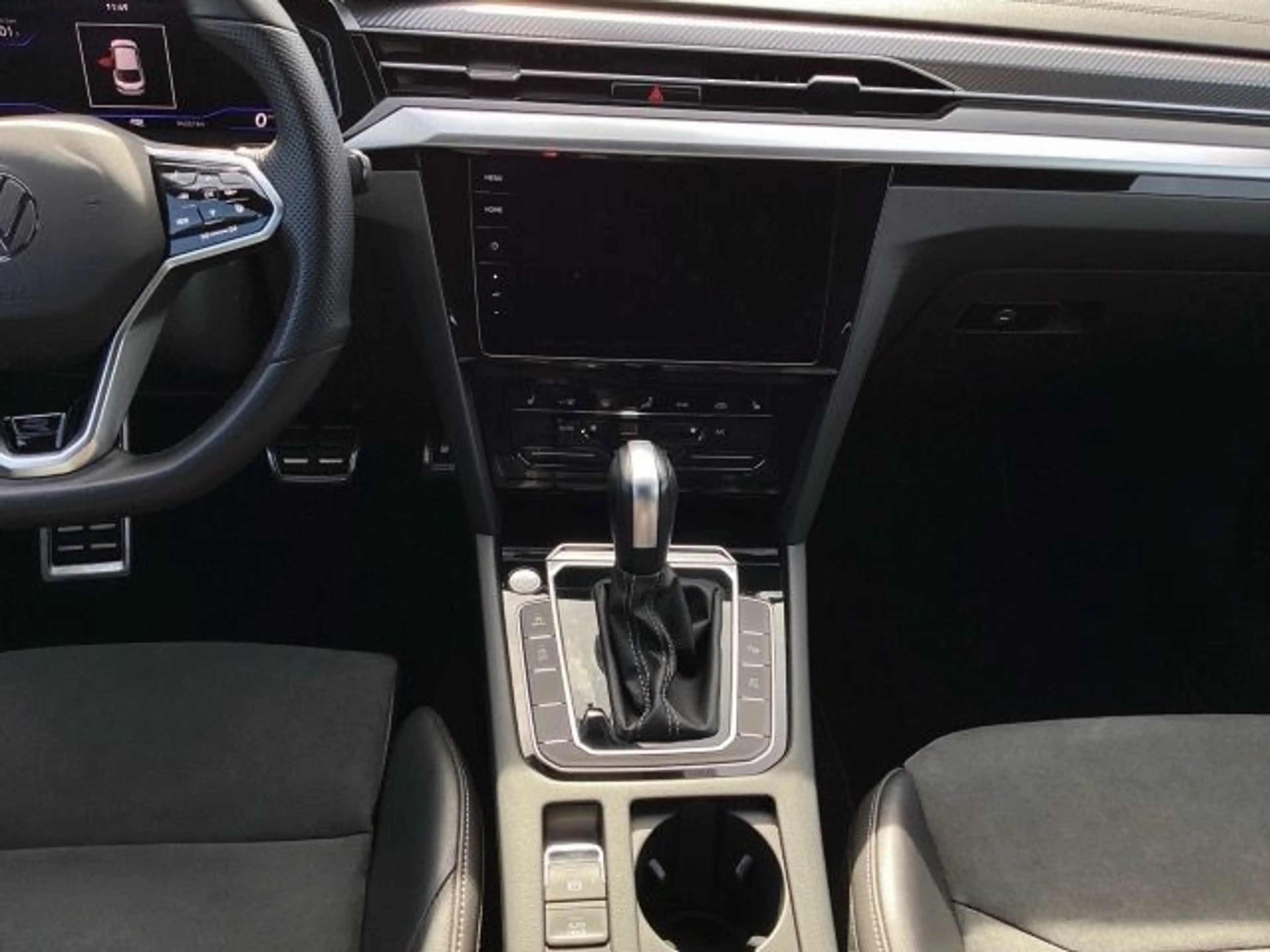 Volkswagen Arteon 2.0 TDI DSG R-Line Navi,AHK,Matrix,Standh — photo 11