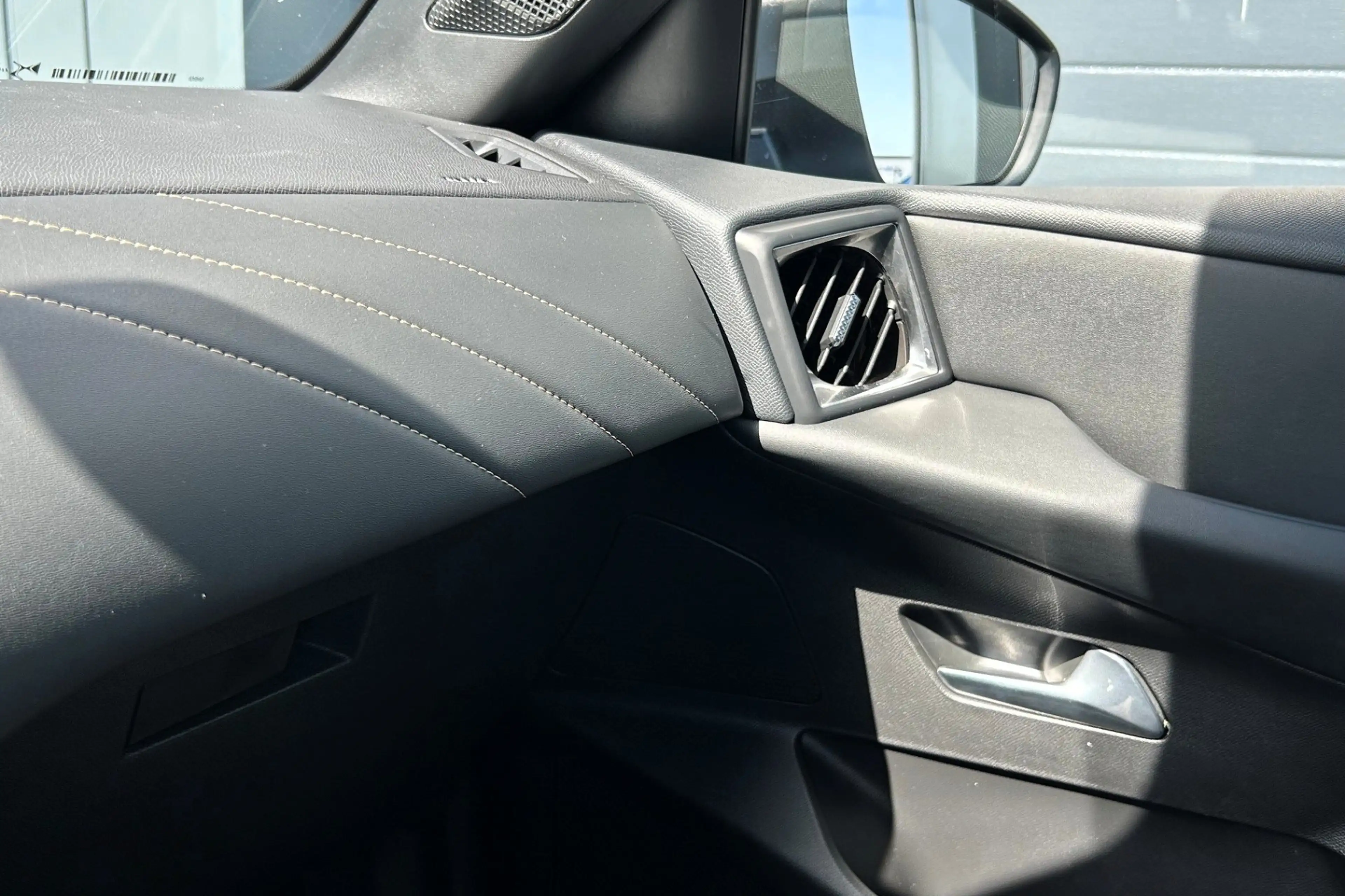 DS Automobiles DS 3 Crossback 1.2 PureTech Chic NAVI CLIMA CRUISE PDC — photo 14