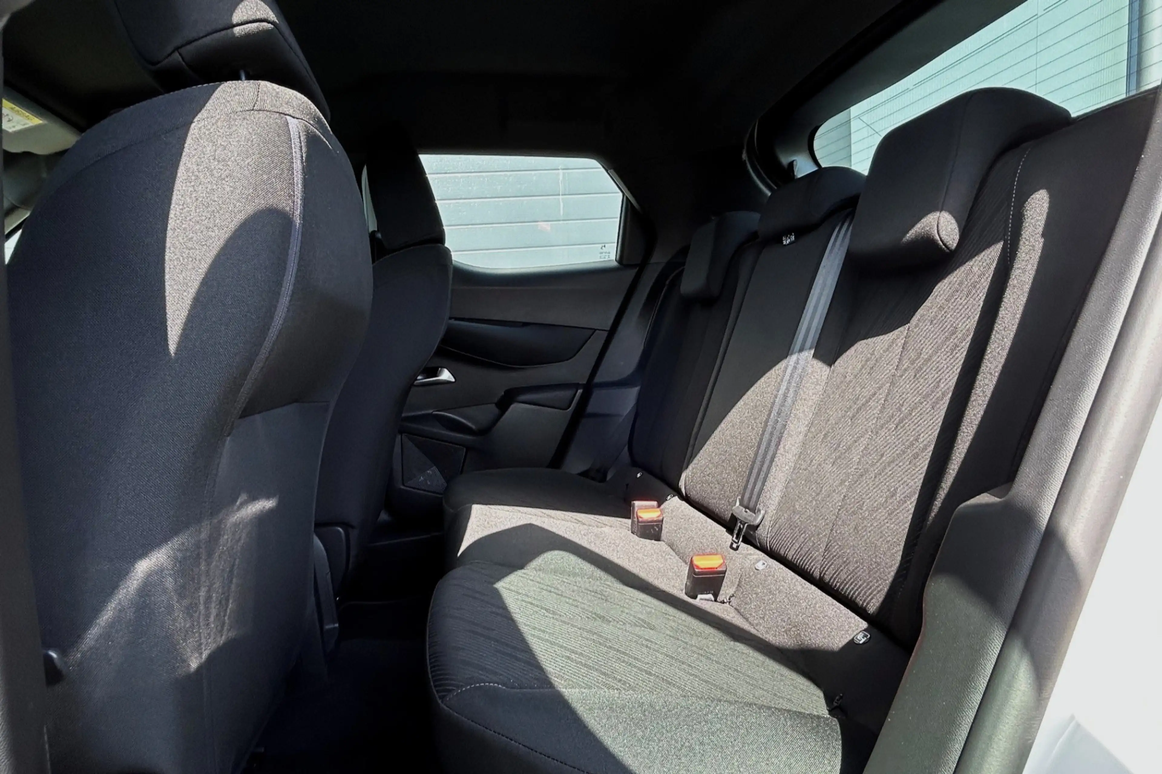 DS Automobiles DS 3 Crossback 1.2 PureTech Chic NAVI CLIMA CRUISE PDC — photo 22