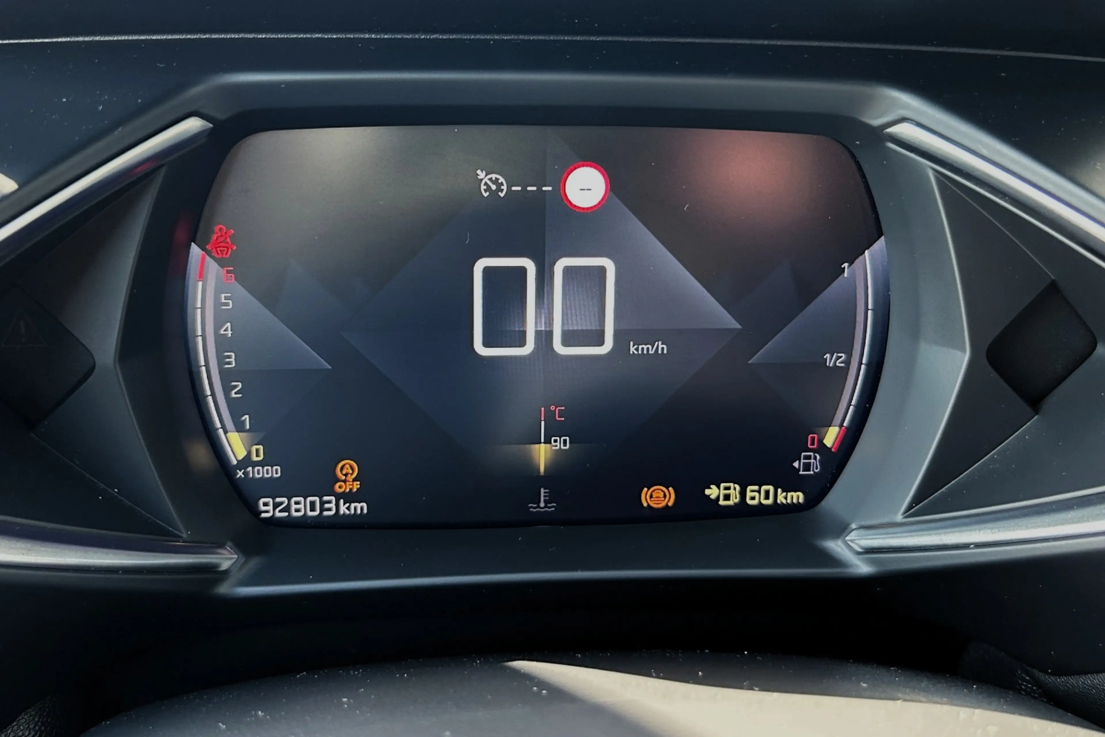 DS Automobiles DS 3 Crossback 1.2 PureTech Chic NAVI CLIMA CRUISE PDC — photo 17