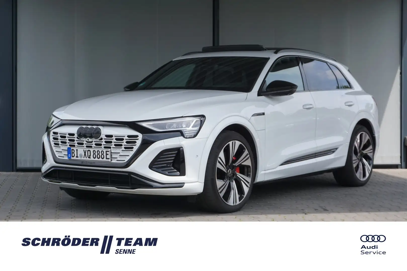 Audi Q8 e-tron 55 quattro edition S line Matrix Pano AC Alb - 1