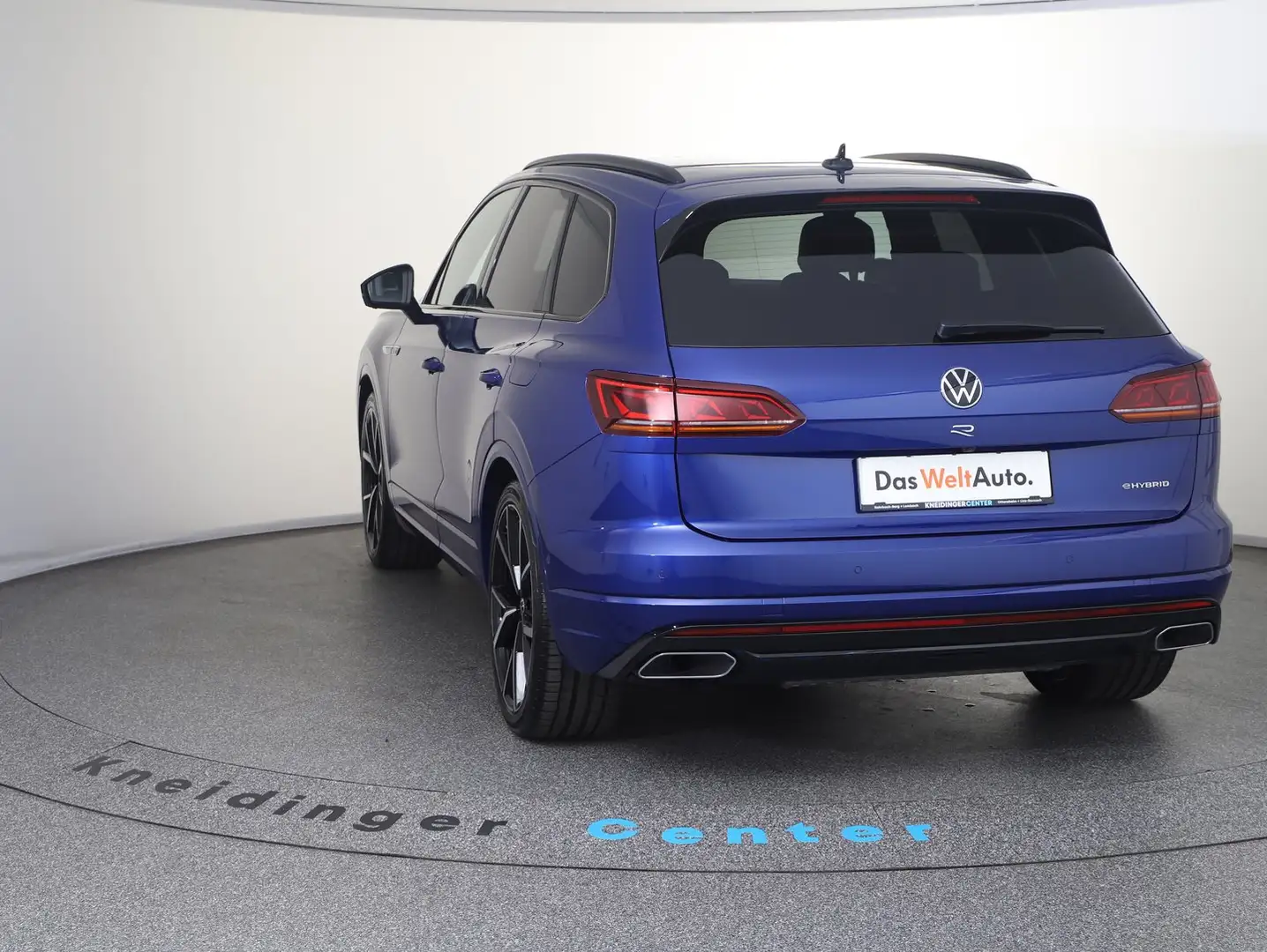 Volkswagen Touareg R eHybrid 4MOTION Blau - 2