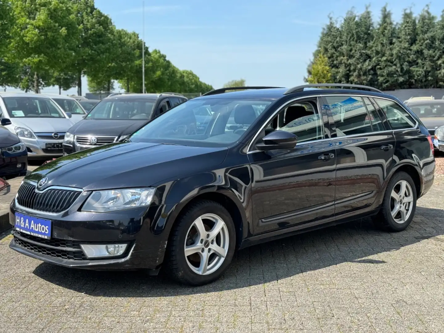 Skoda Octavia Combi Ambition Nero - 1