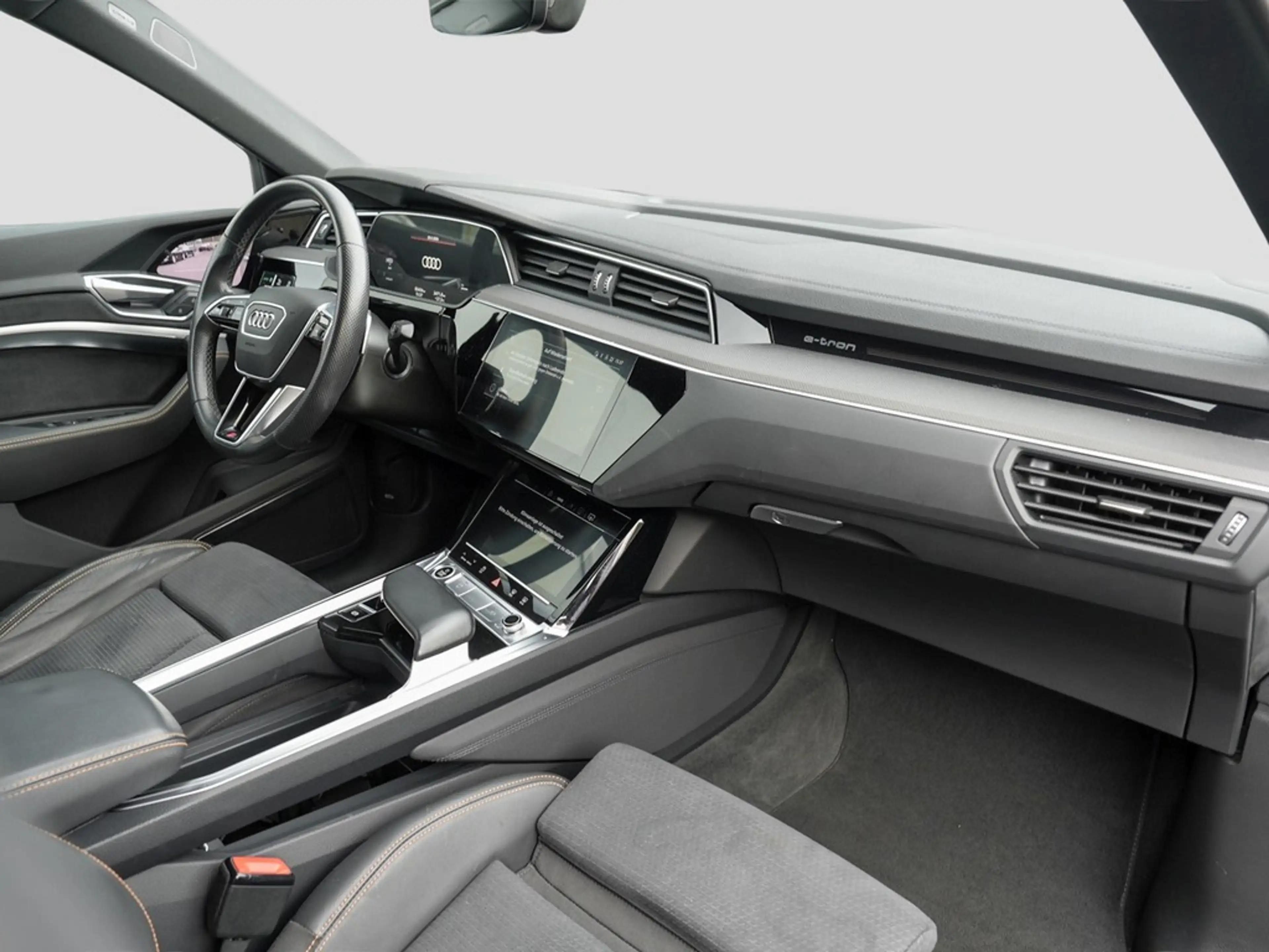 Audi e-tron 55 Sportback S line black edition Panorama — photo 12