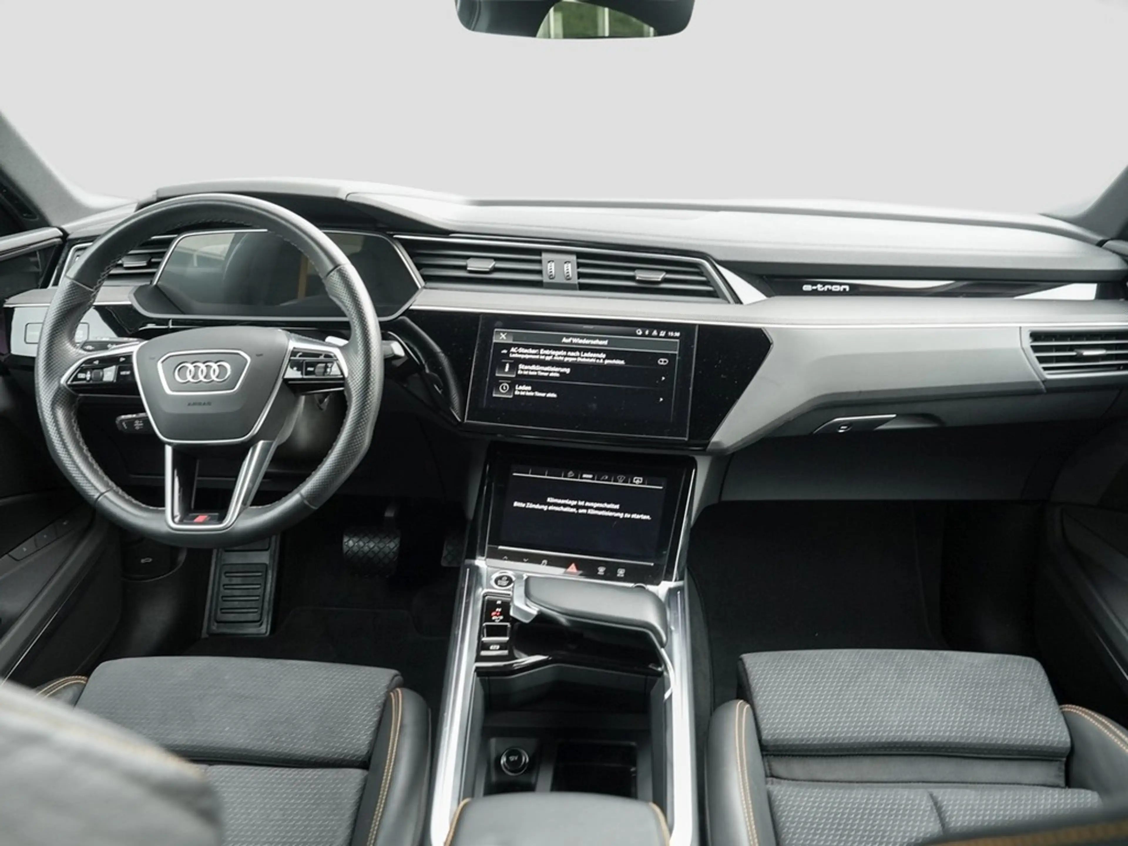 Audi e-tron 55 Sportback S line black edition Panorama — photo 7