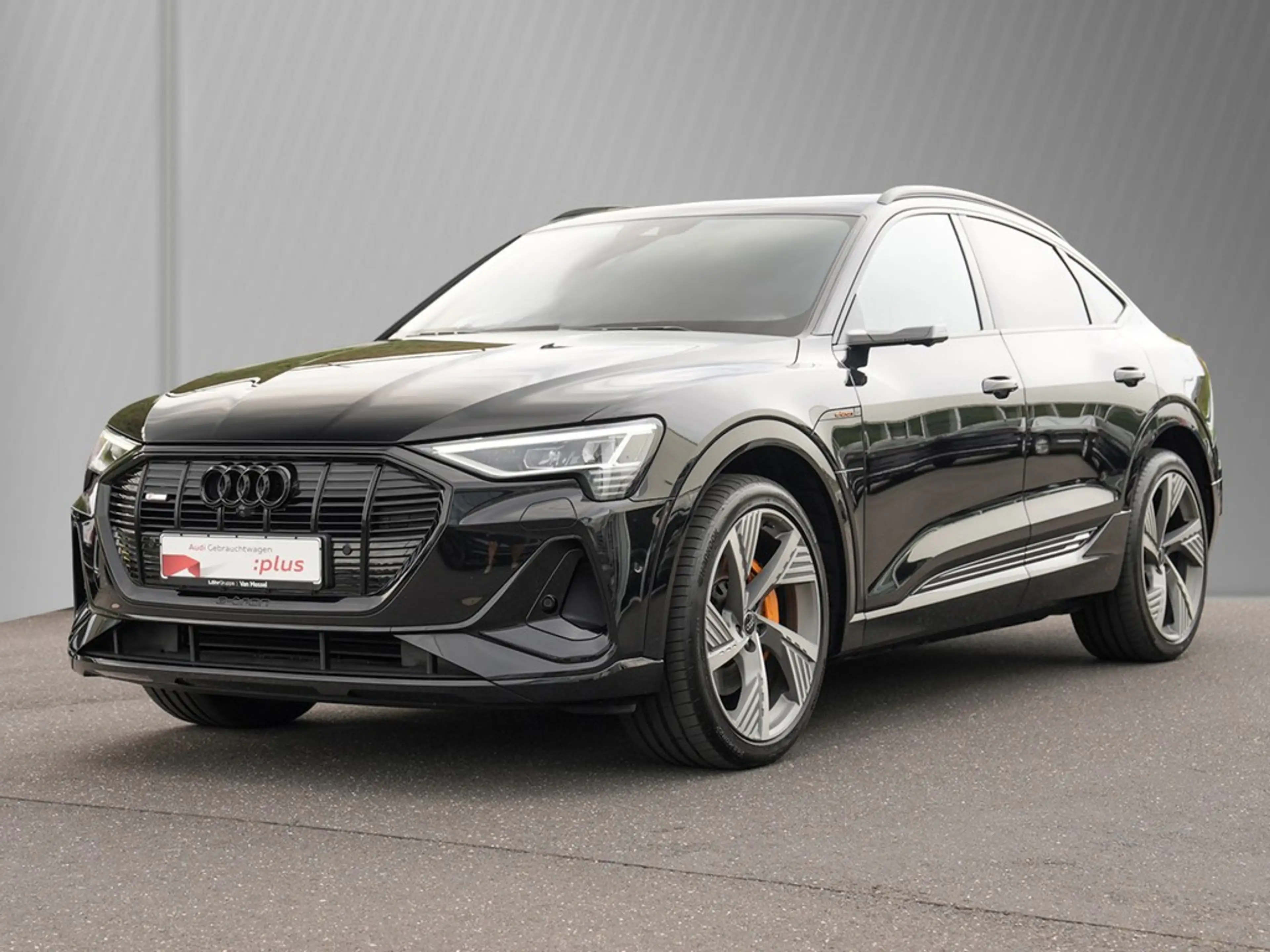 Audi e-tron 55 Sportback S line black edition Panorama — photo 2