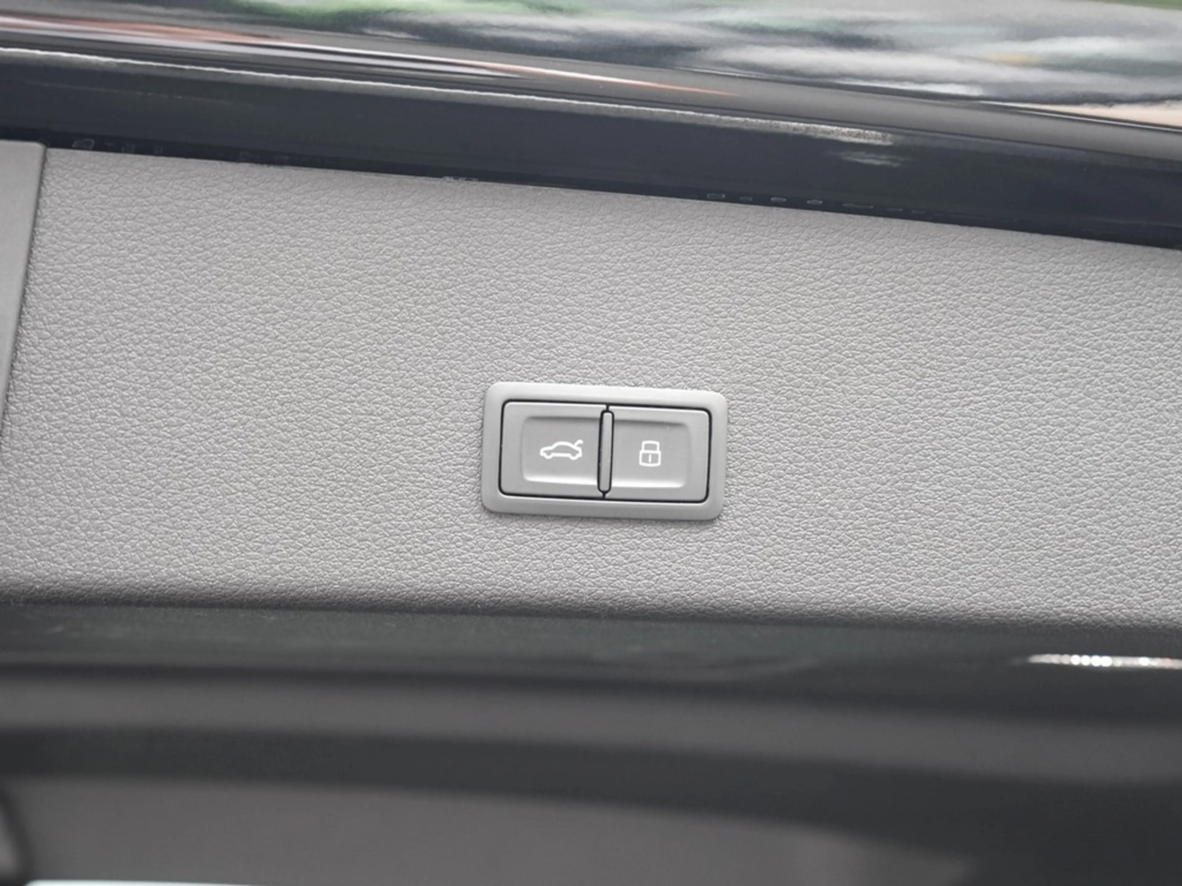 Audi e-tron 55 Sportback S line black edition Panorama — photo 23