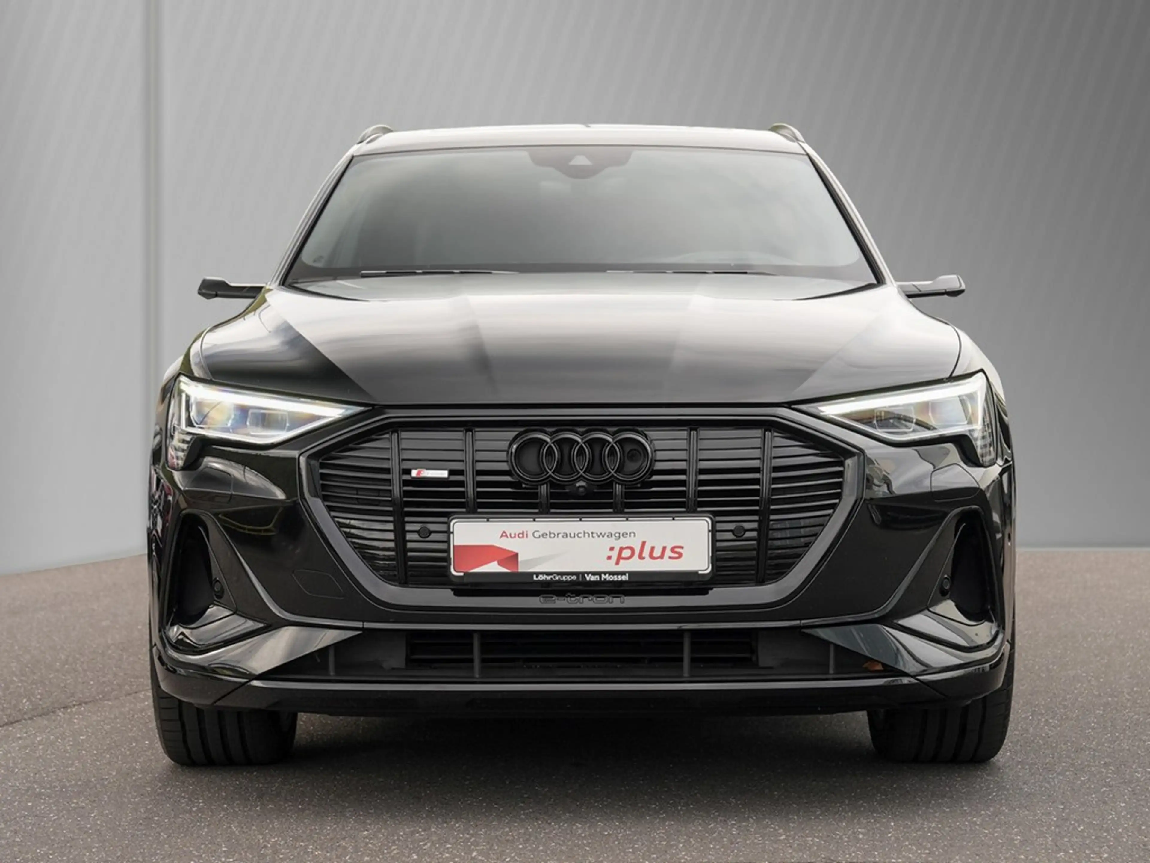 Audi e-tron 55 Sportback S line black edition Panorama — photo 3