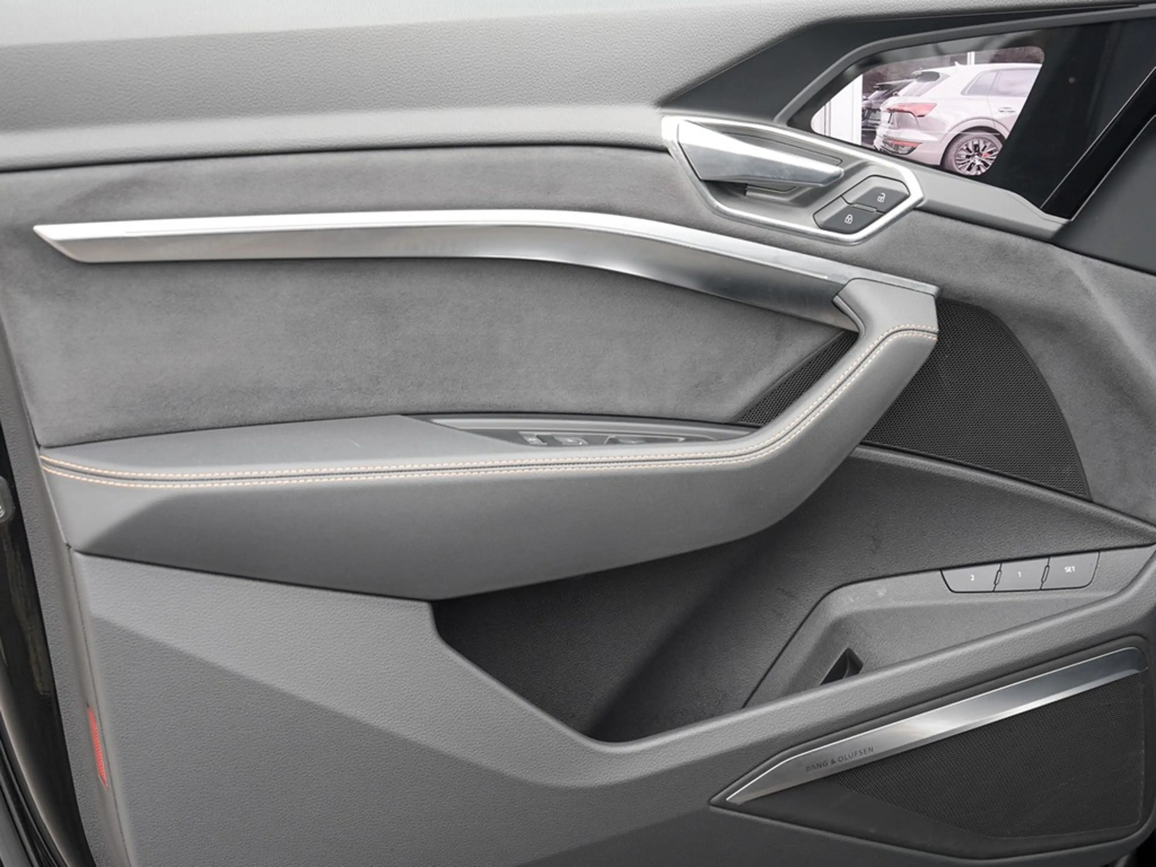 Audi e-tron 55 Sportback S line black edition Panorama — photo 20