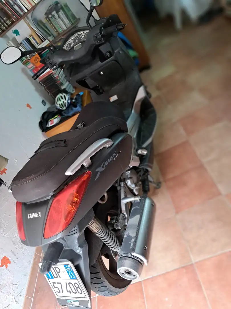 Yamaha X-Max 250 2010 Gris - 1