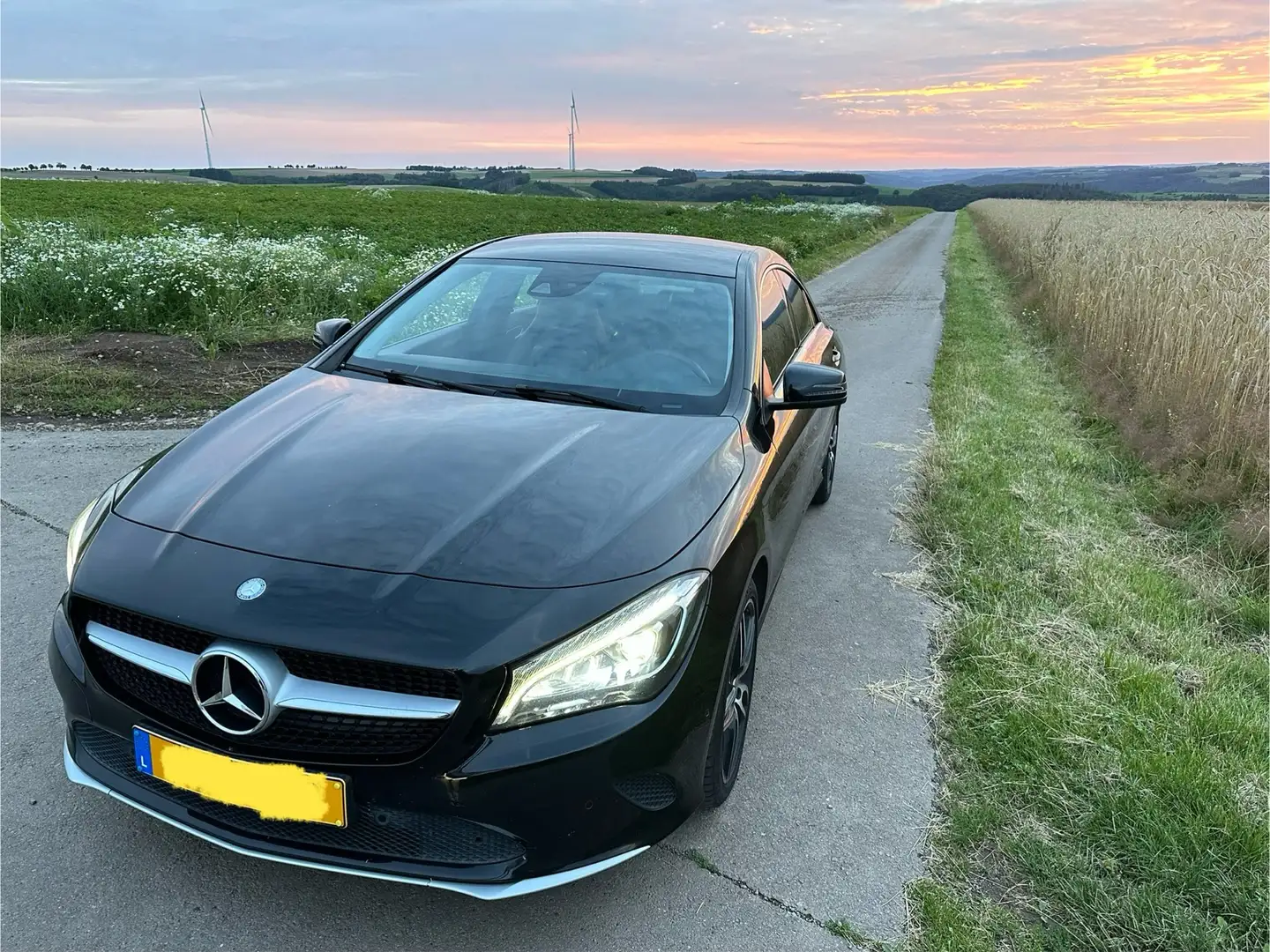 Mercedes-Benz CLA 220 4Matic 7G-DCT - 1