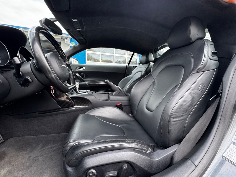 Audi R8 Coupe 4.2 FSI quattro/Kamera/TüV&Service Neu — photo 11