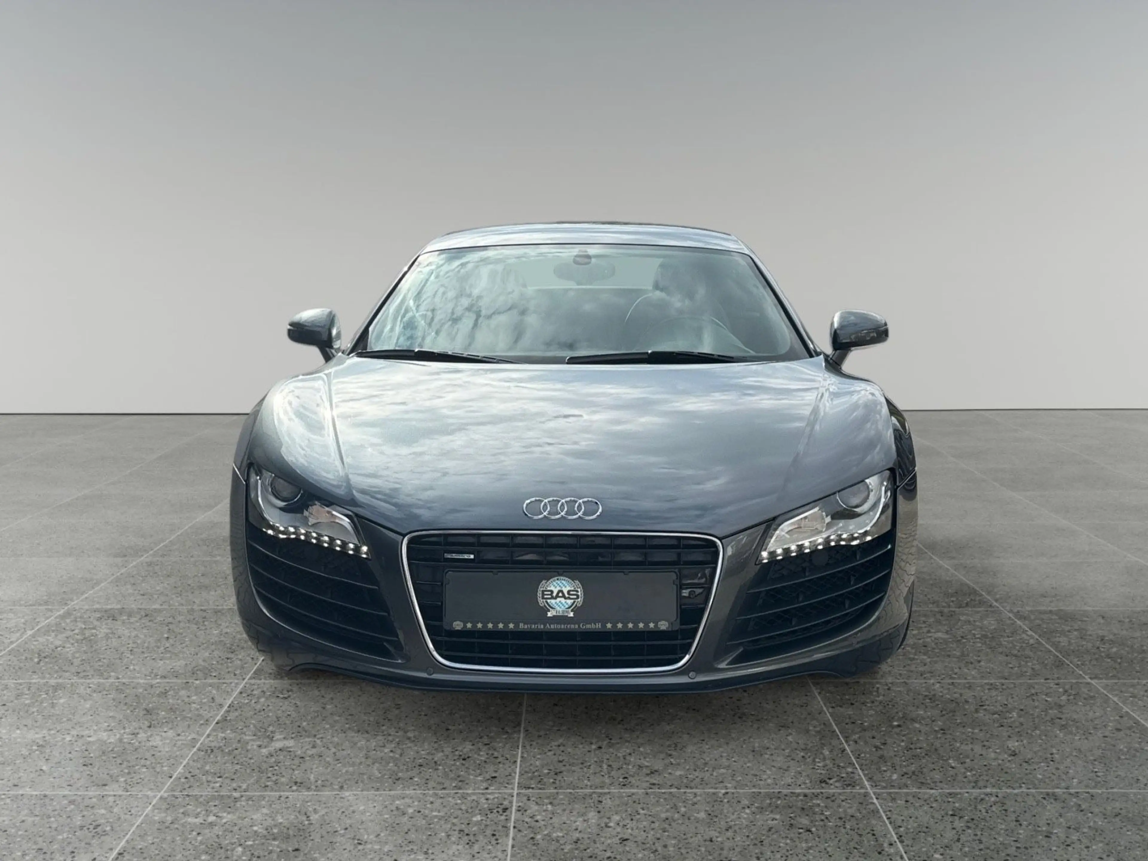 Audi R8 Coupe 4.2 FSI quattro/Kamera/TüV&Service Neu — photo 2