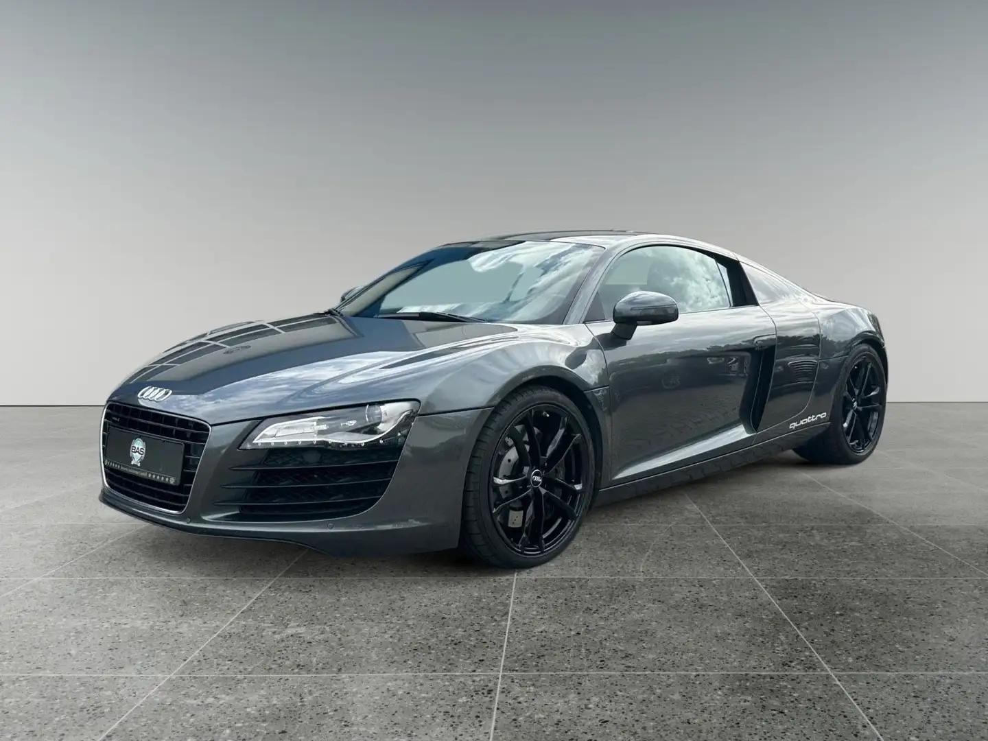 Audi R8 Coupe 4.2 FSI quattro/Kamera/TüV&Service Neu Grau - 1