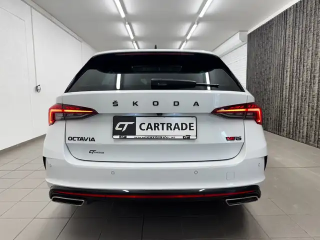 Skoda Octavia view 8